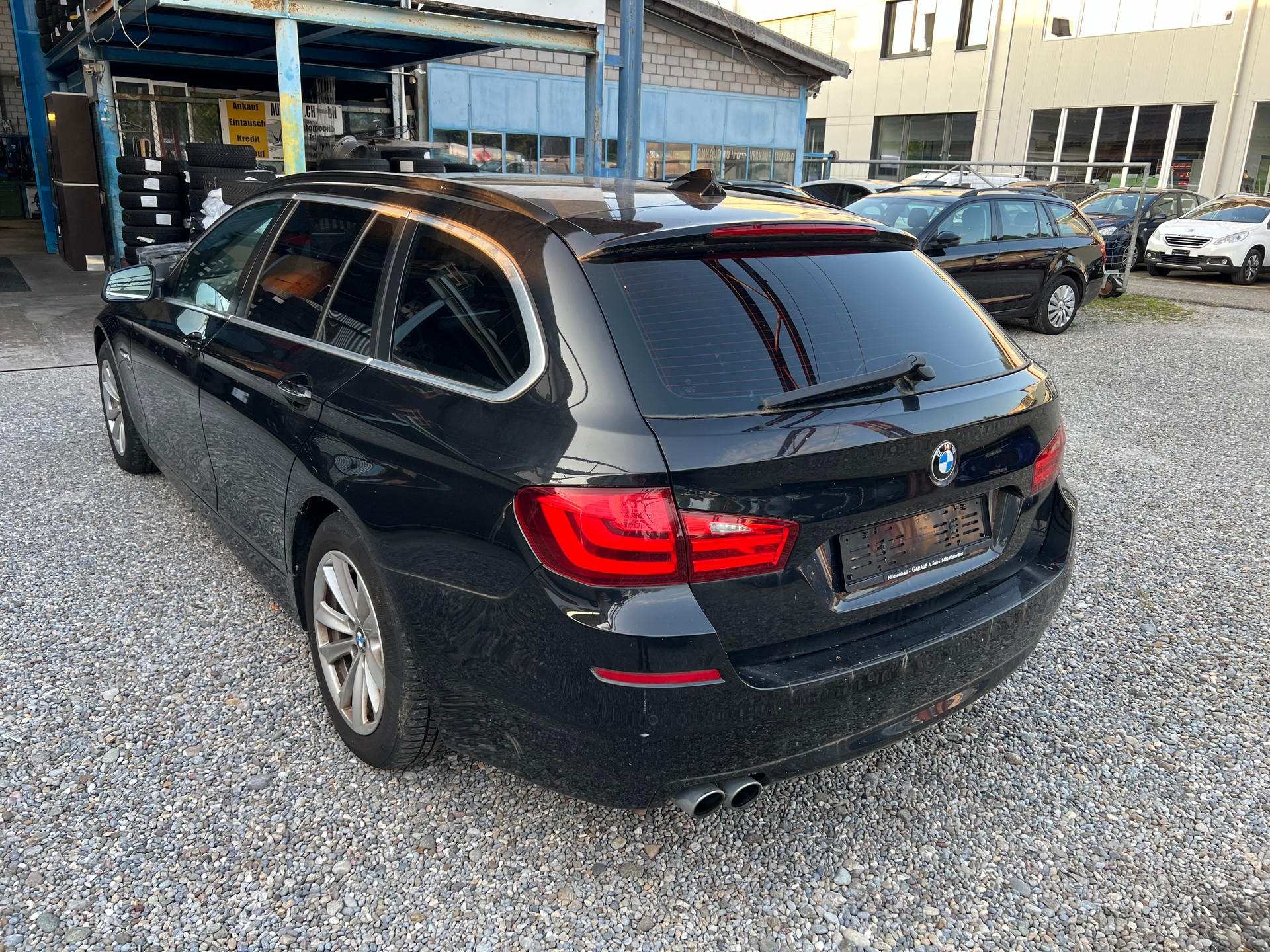BMW 525d xDrive Touring Steptronic-image-2