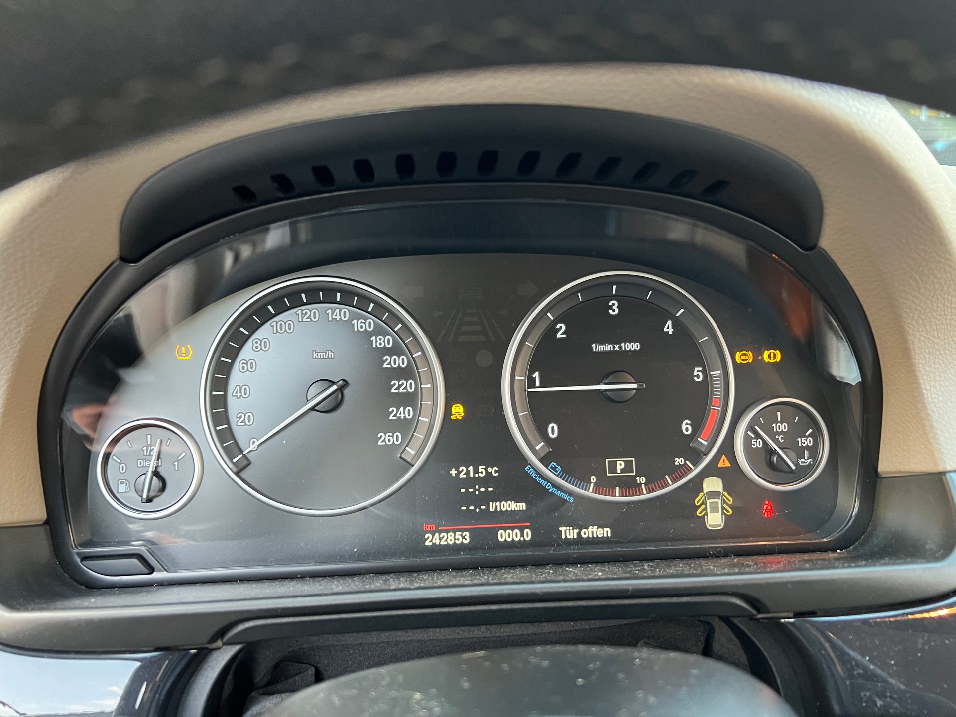 BMW 525d xDrive Touring Steptronic-image-9