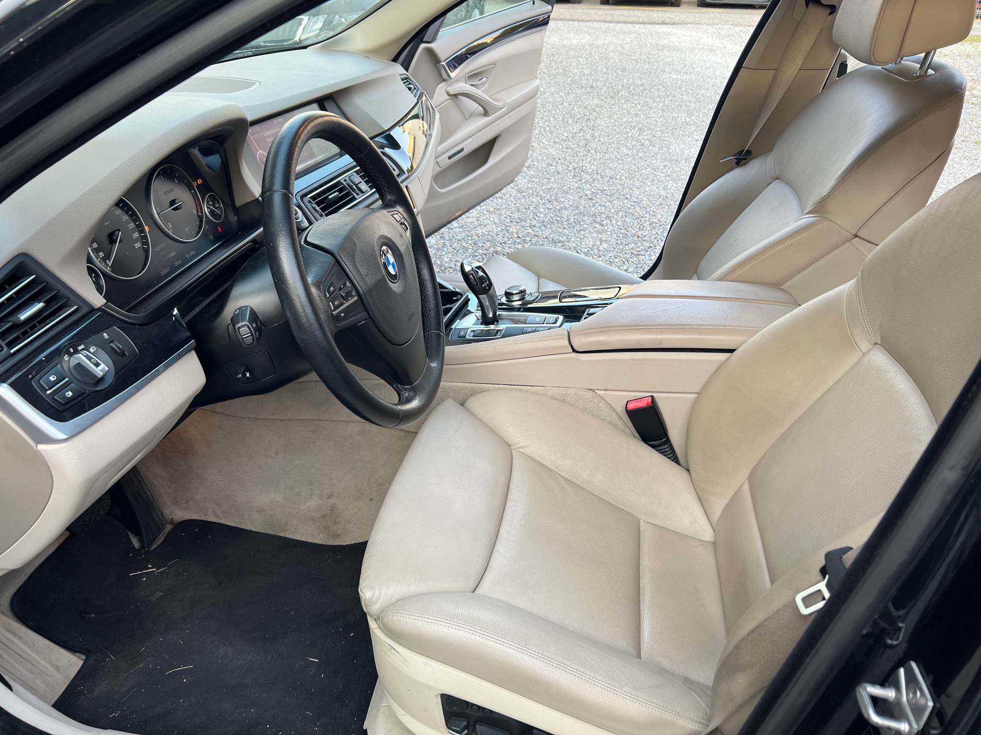 BMW 525d xDrive Touring Steptronic-image-8