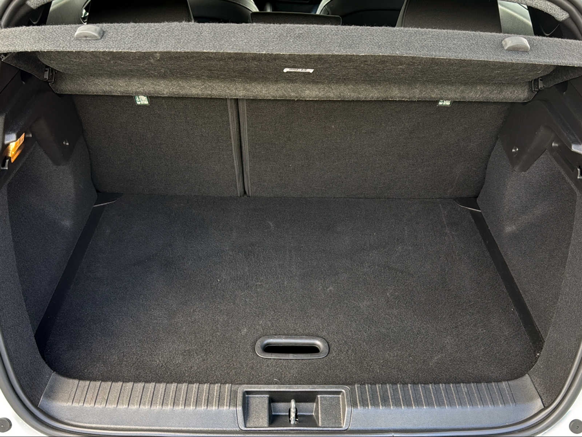 RENAULT Captur 1.3 TCe 160 esprit Alpine EDC-image-5