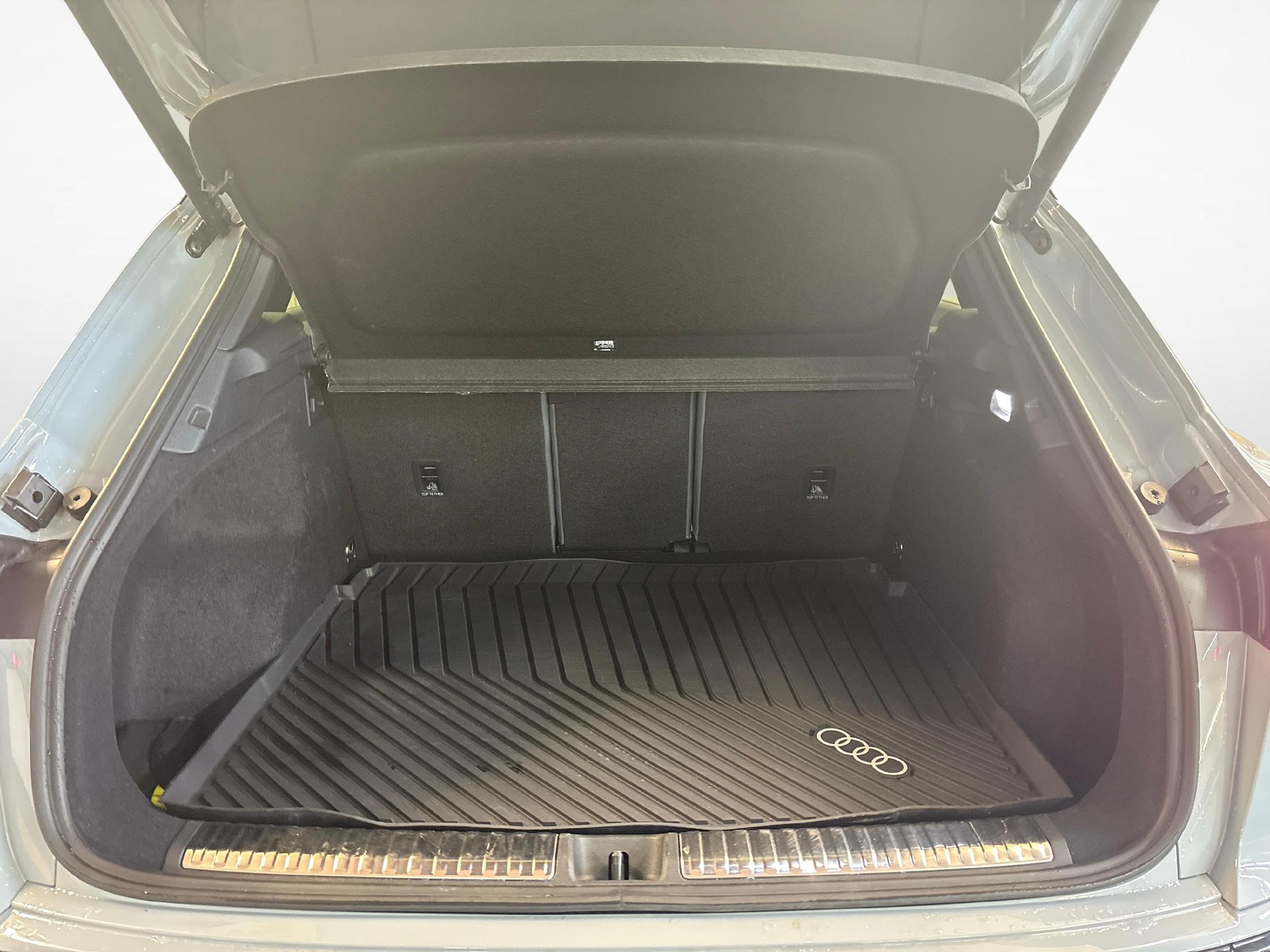 AUDI Q3 SUV 2.0 TFSI S line quattro S-Tronic-image-11