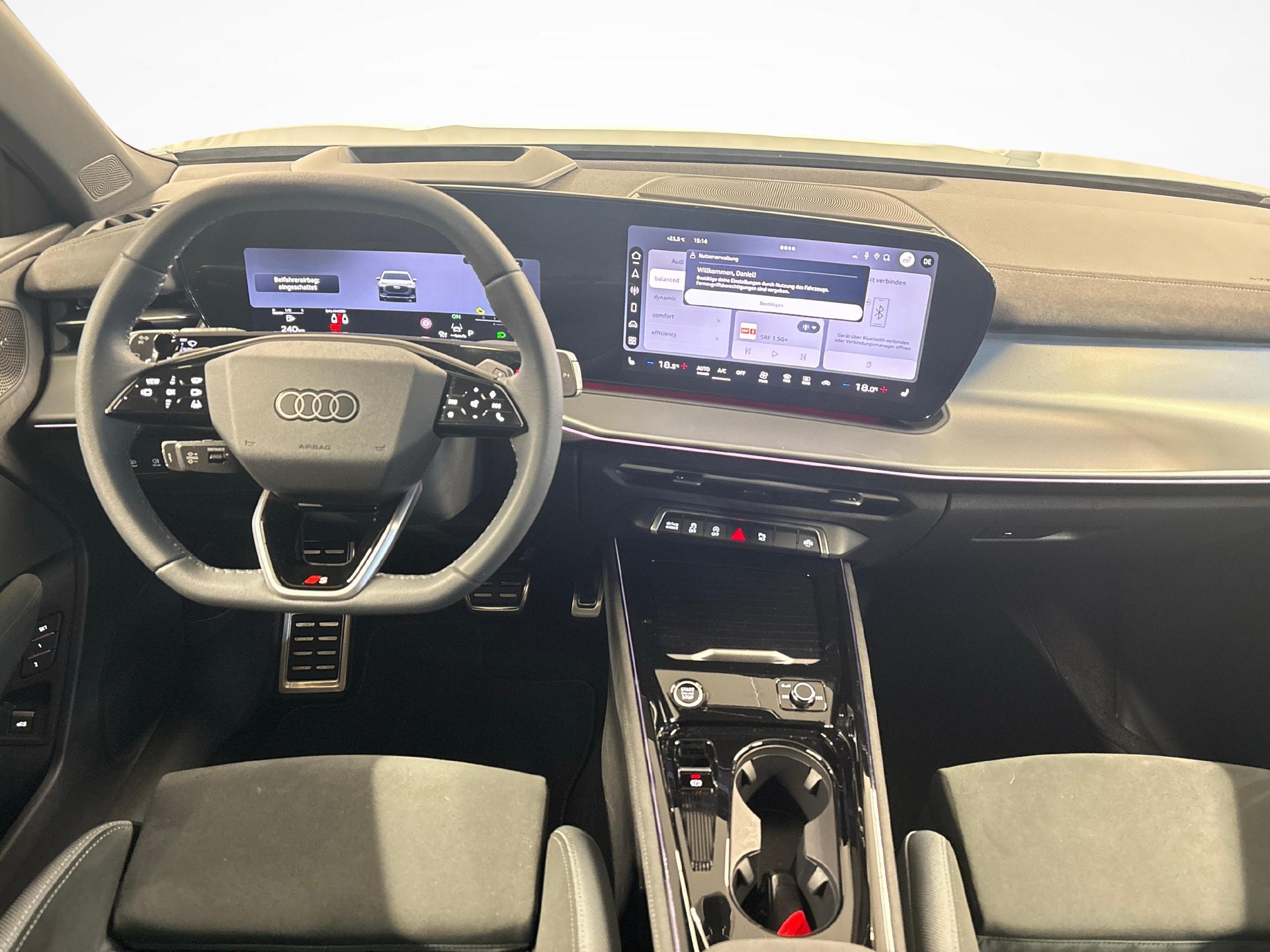 AUDI Q3 SUV 2.0 TFSI S line quattro S-Tronic-image-8
