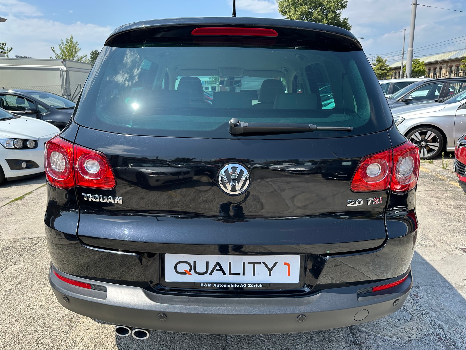 VW Tiguan 2.0 TSI Sport&Style Tiptronic * 200 PS *-image-7