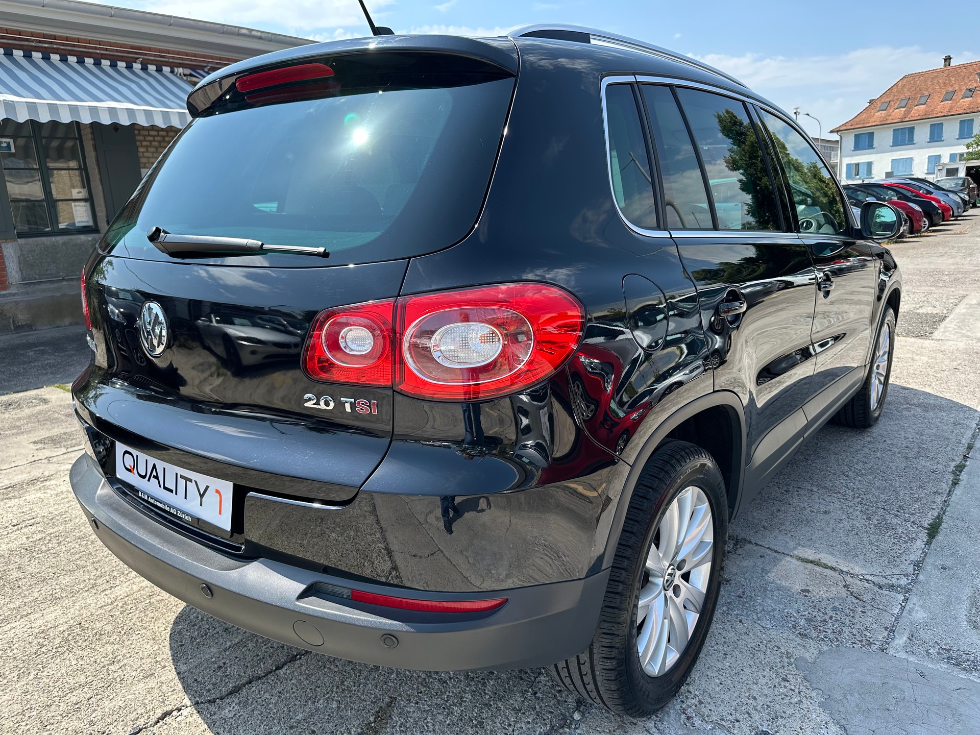 VW Tiguan 2.0 TSI Sport&Style Tiptronic * 200 PS *-image-6