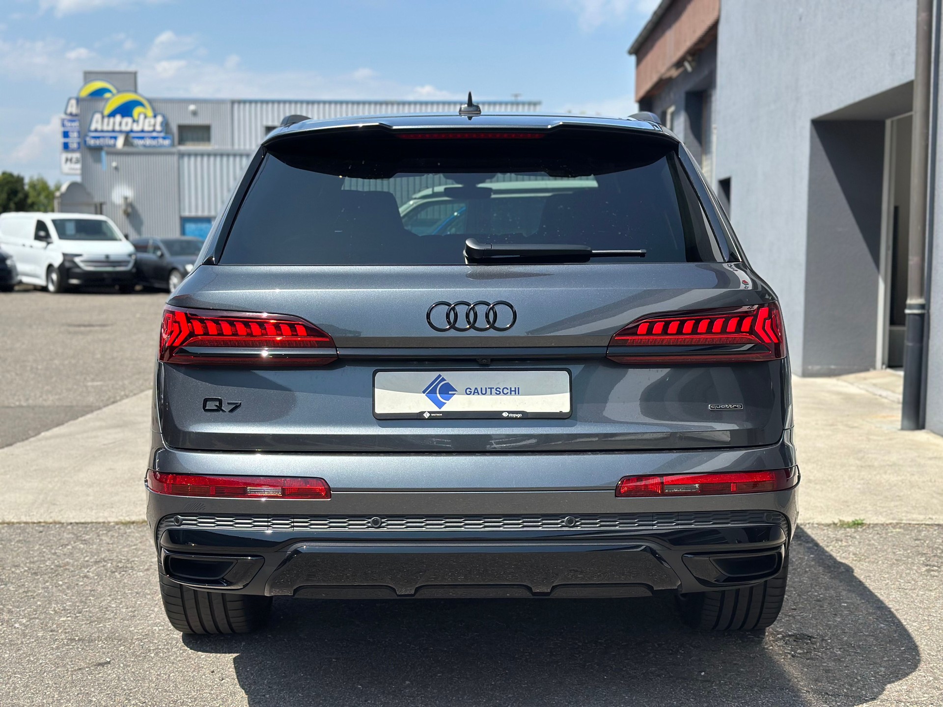 AUDI Q7 50 TDI quattro S Line tiptronic-image-3