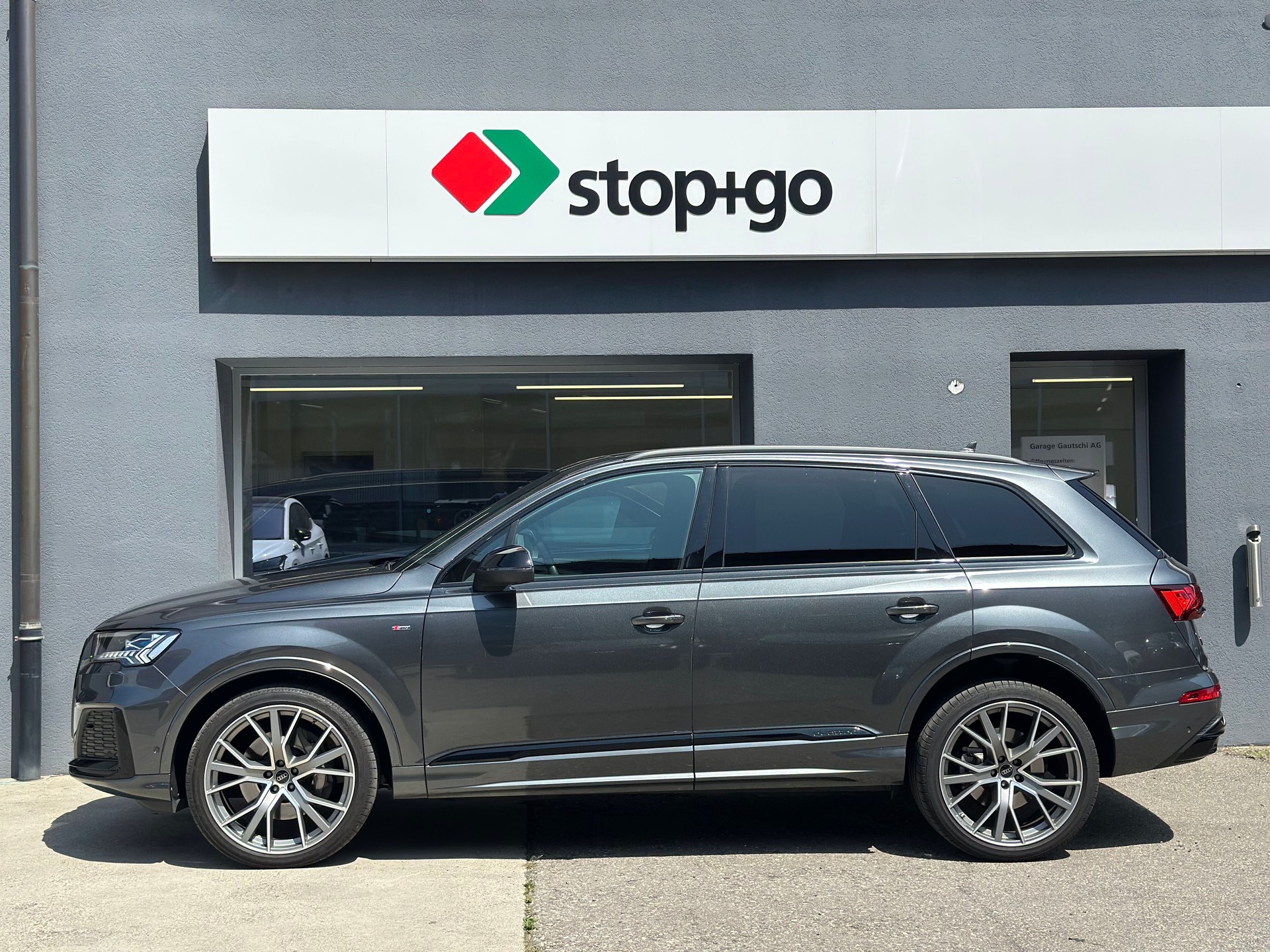 AUDI Q7 50 TDI quattro S Line tiptronic-image-2