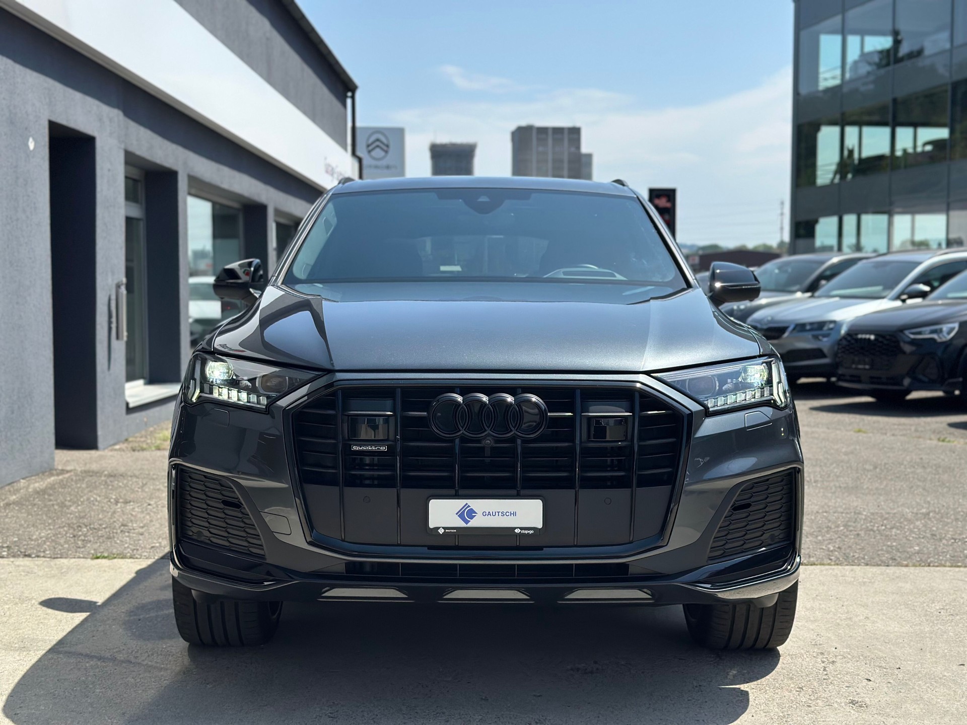 AUDI Q7 50 TDI quattro S Line tiptronic-image-1