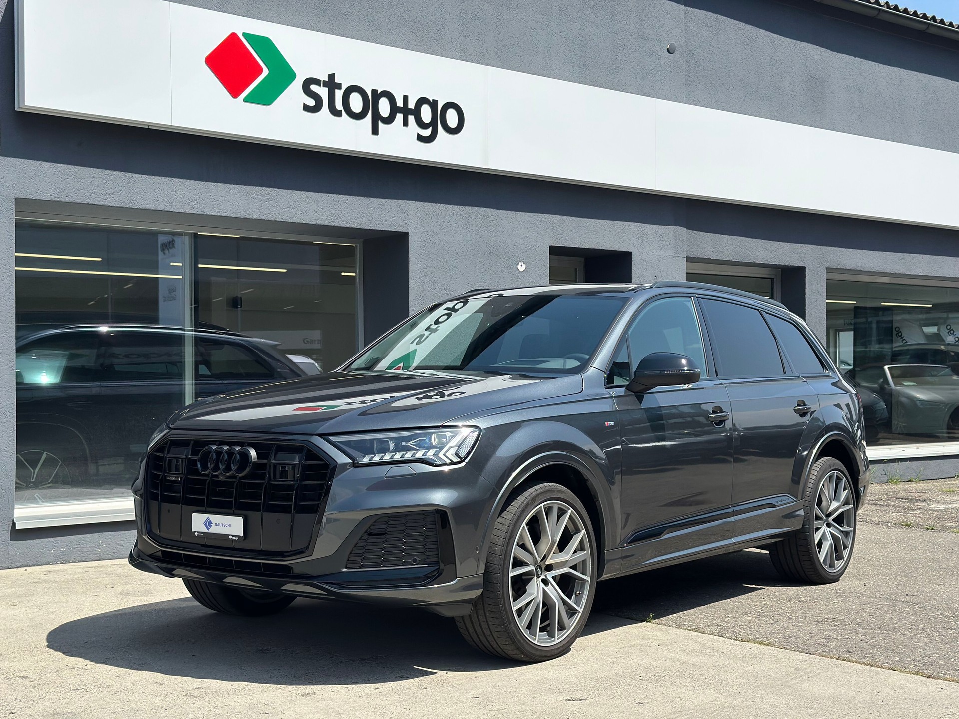 AUDI Q7 50 TDI quattro S Line tiptronic-image-0