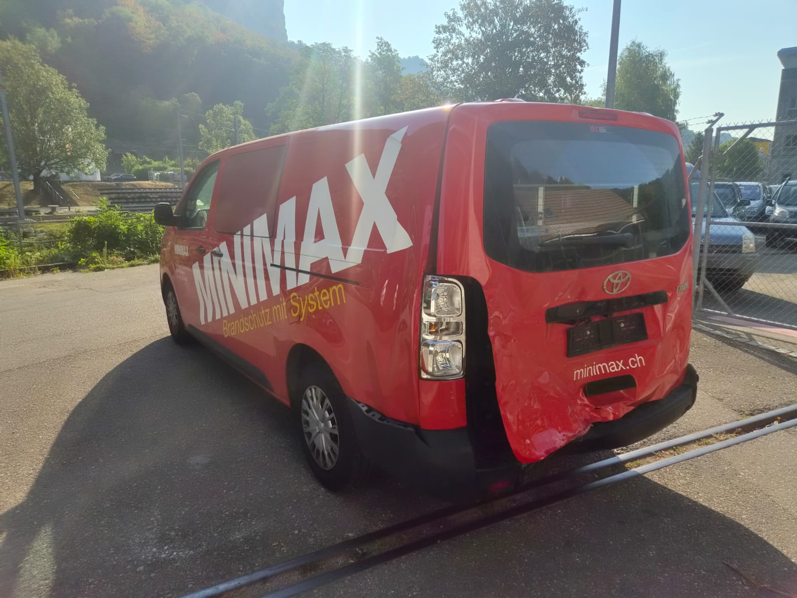 TOYOTA Proace 2.0D Panel Van Long Advanced-image-1