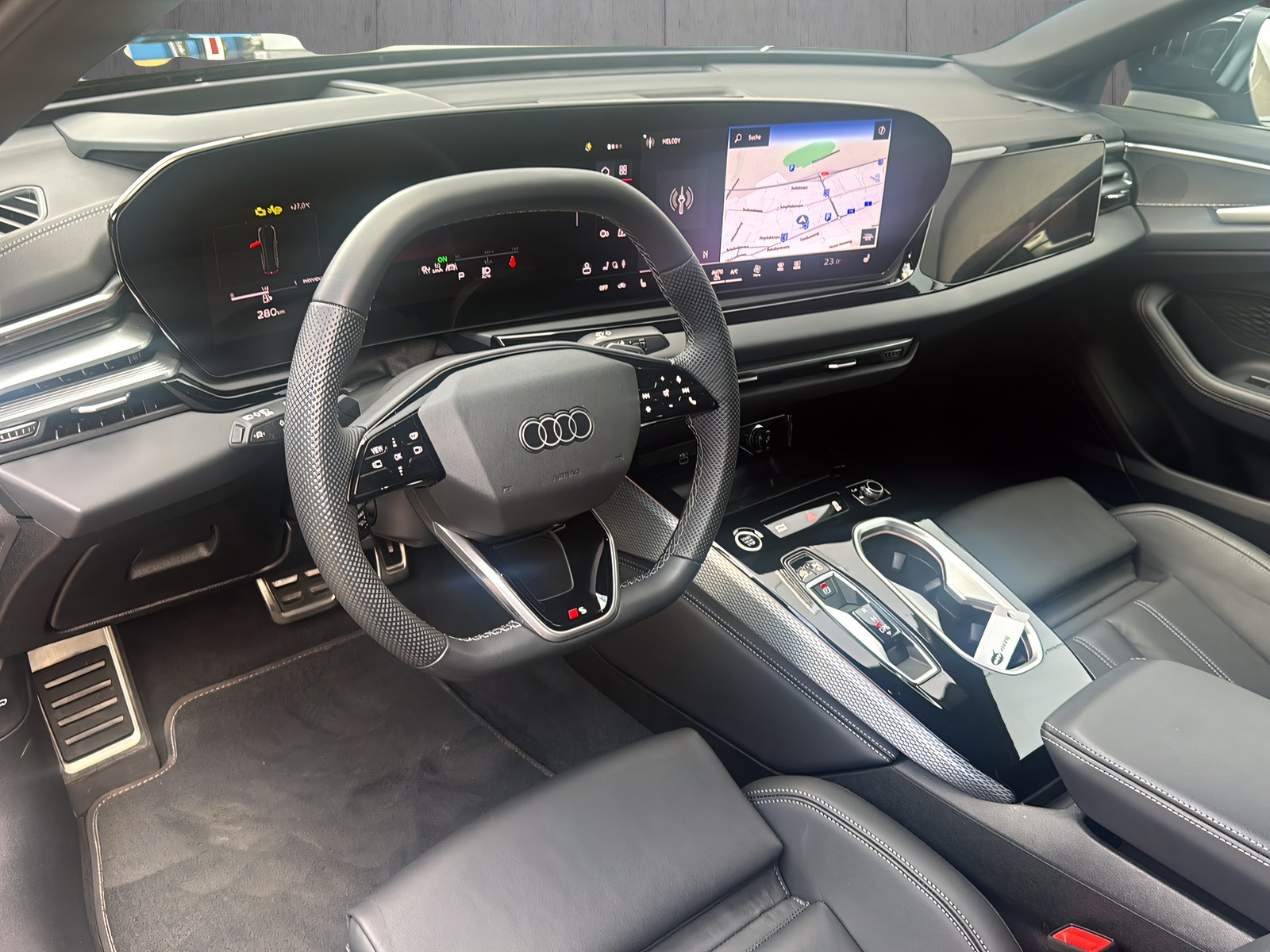 AUDI A6 Limousine TFSI quattro 270 kW * Np.113'220.-,5-Jahre Werksgarantie*-image-2