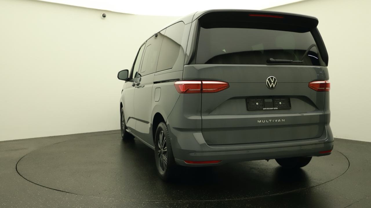 VW Multivan 2.0 TDI Life DSG-image-3