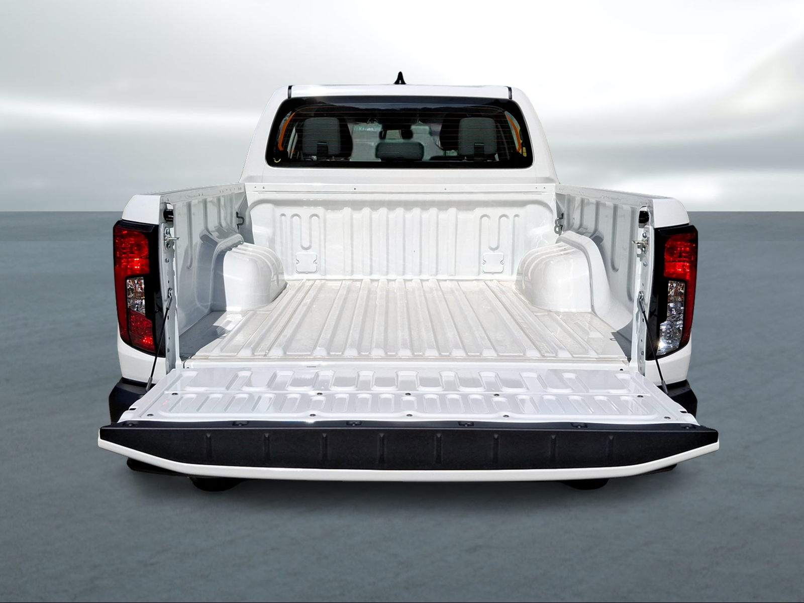 TOYOTA Hilux 2.8d MHEV Active Double Cab 4x4-image-4