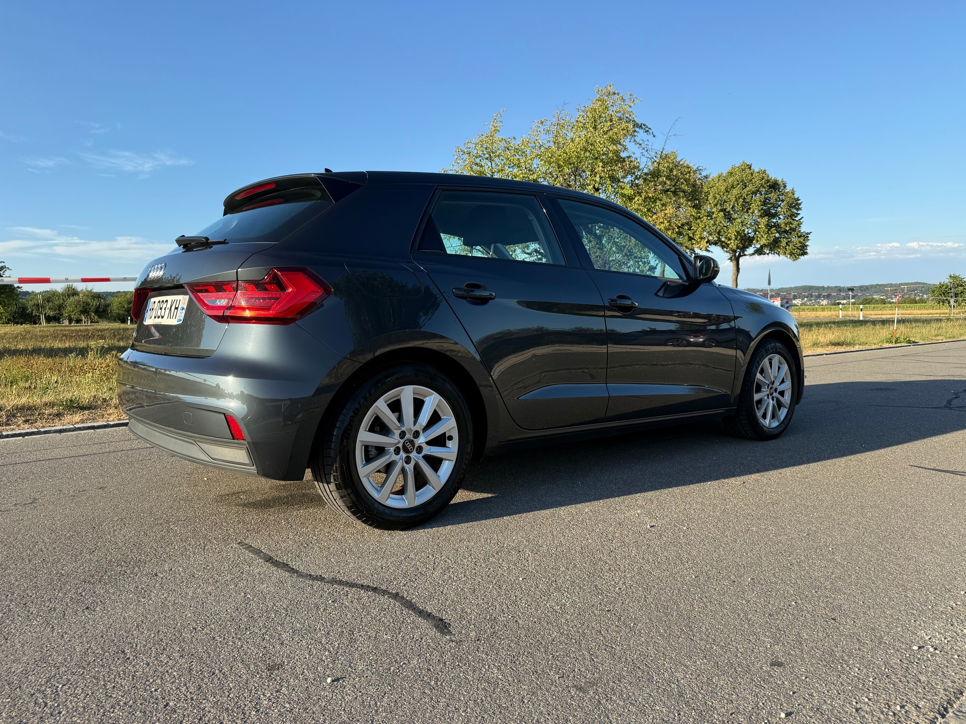 AUDI A1 Sportback 30 TFSI-image-5