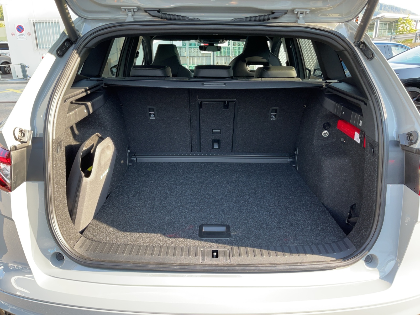 SKODA Enyaq 4x4 RS-image-15