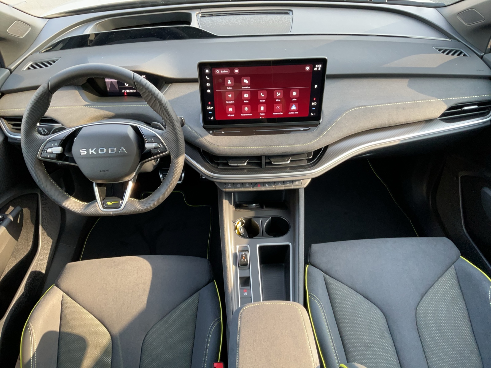SKODA Enyaq 4x4 RS-image-9