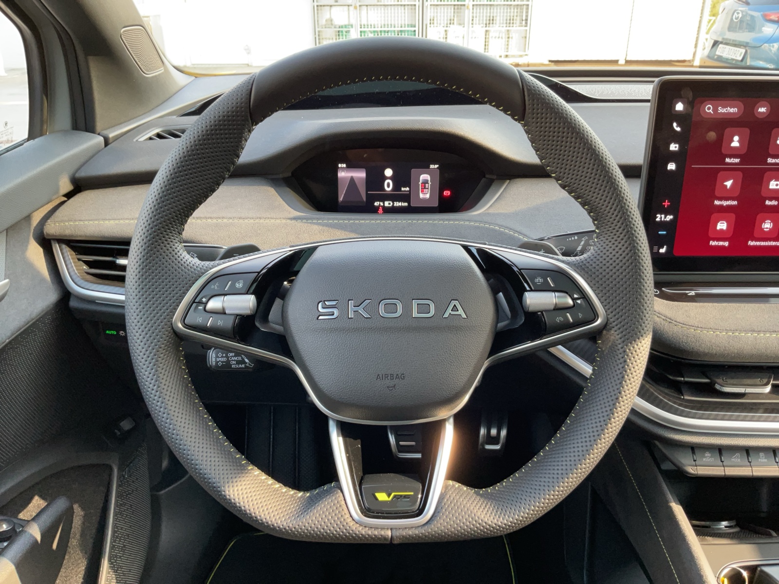 SKODA Enyaq 4x4 RS-image-7