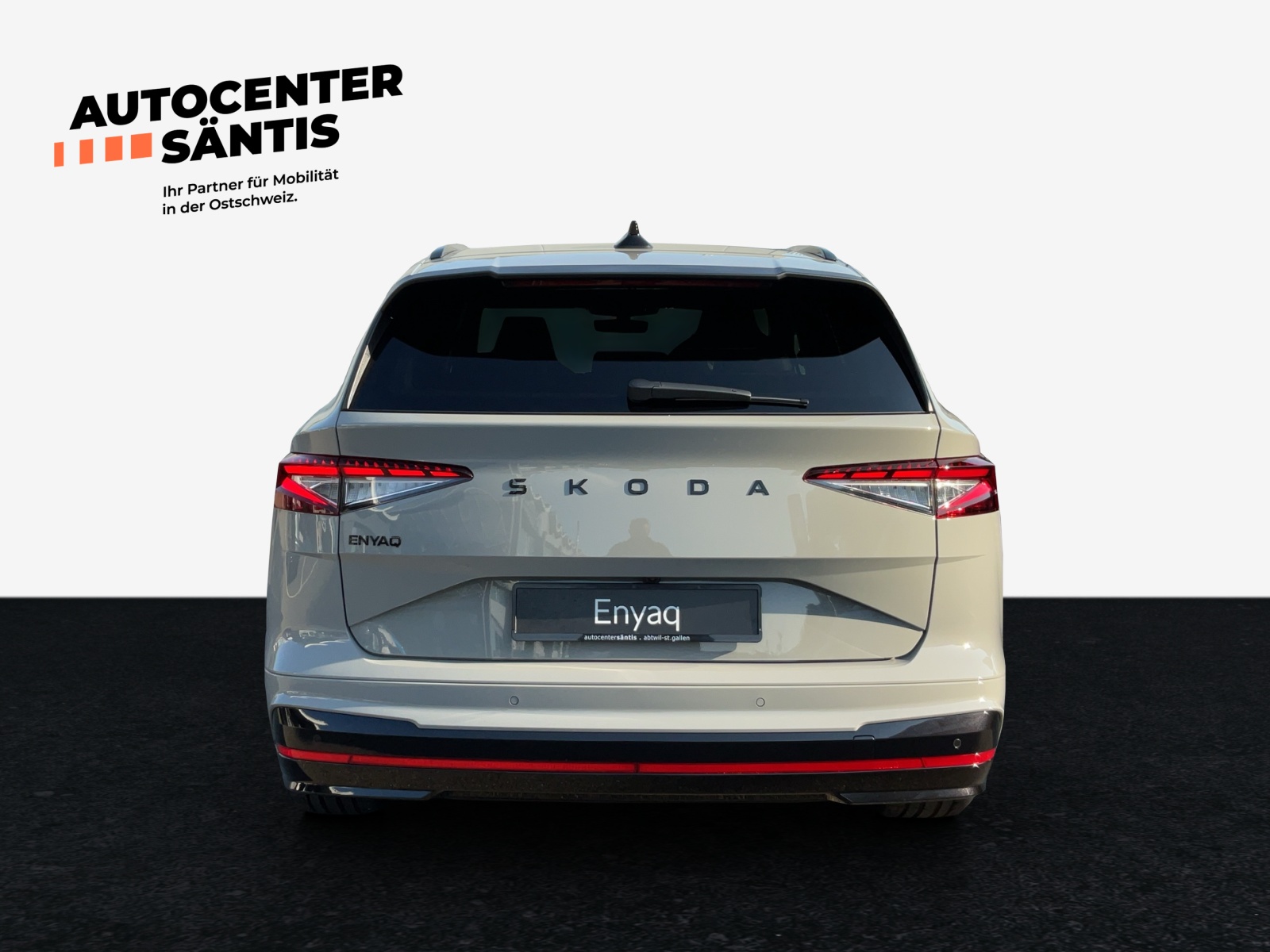 SKODA Enyaq 4x4 RS-image-4