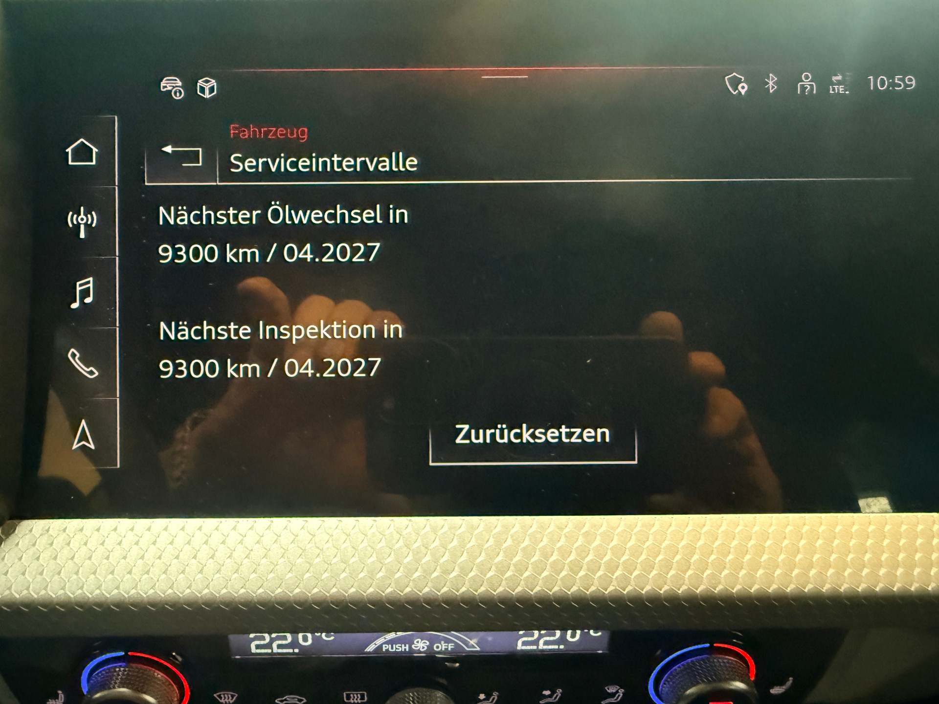 AUDI A1 Sportback 30 TFSI Attraction S-tronic S-Line 116 PS-image-4
