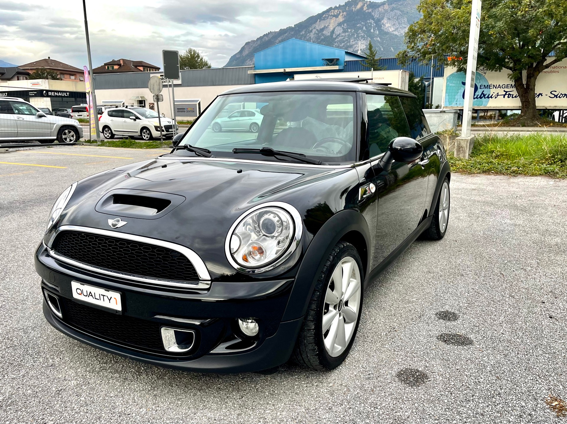 MINI Cooper S-image-2