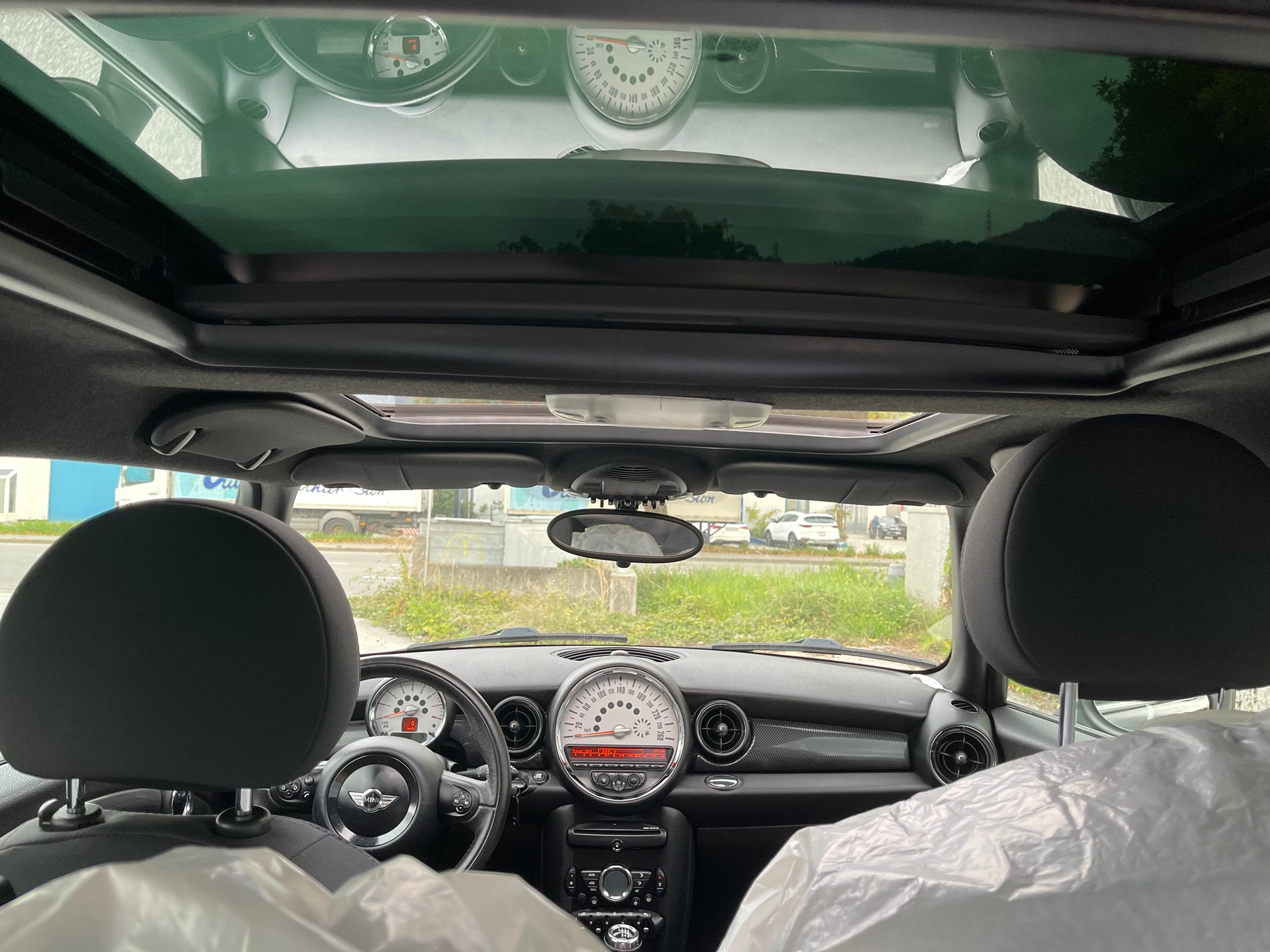MINI Cooper S-image-9
