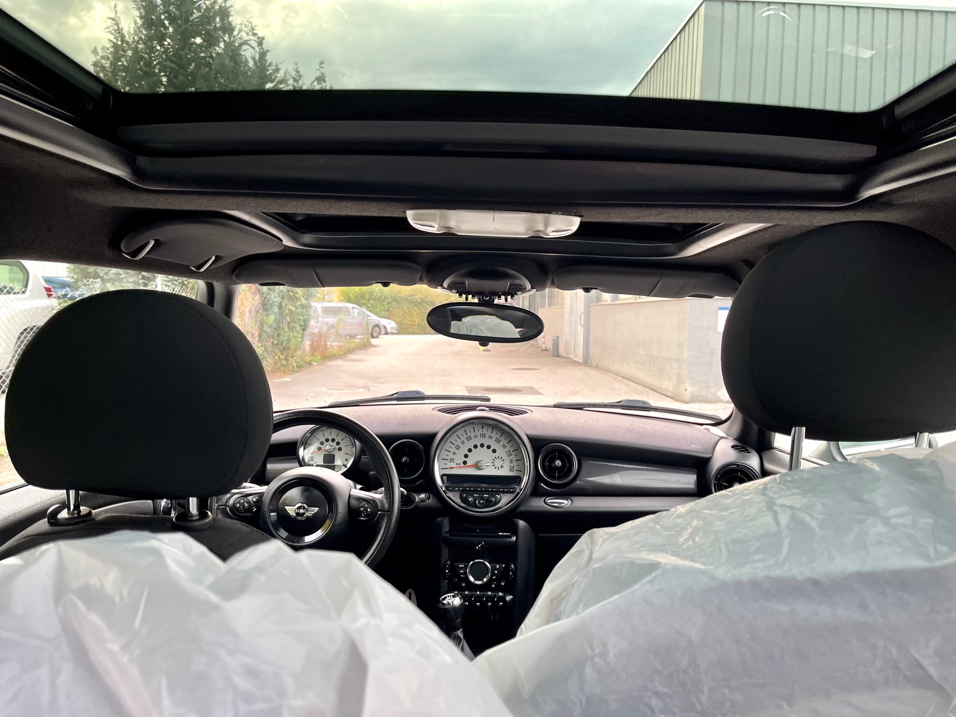 MINI Cooper S-image-8