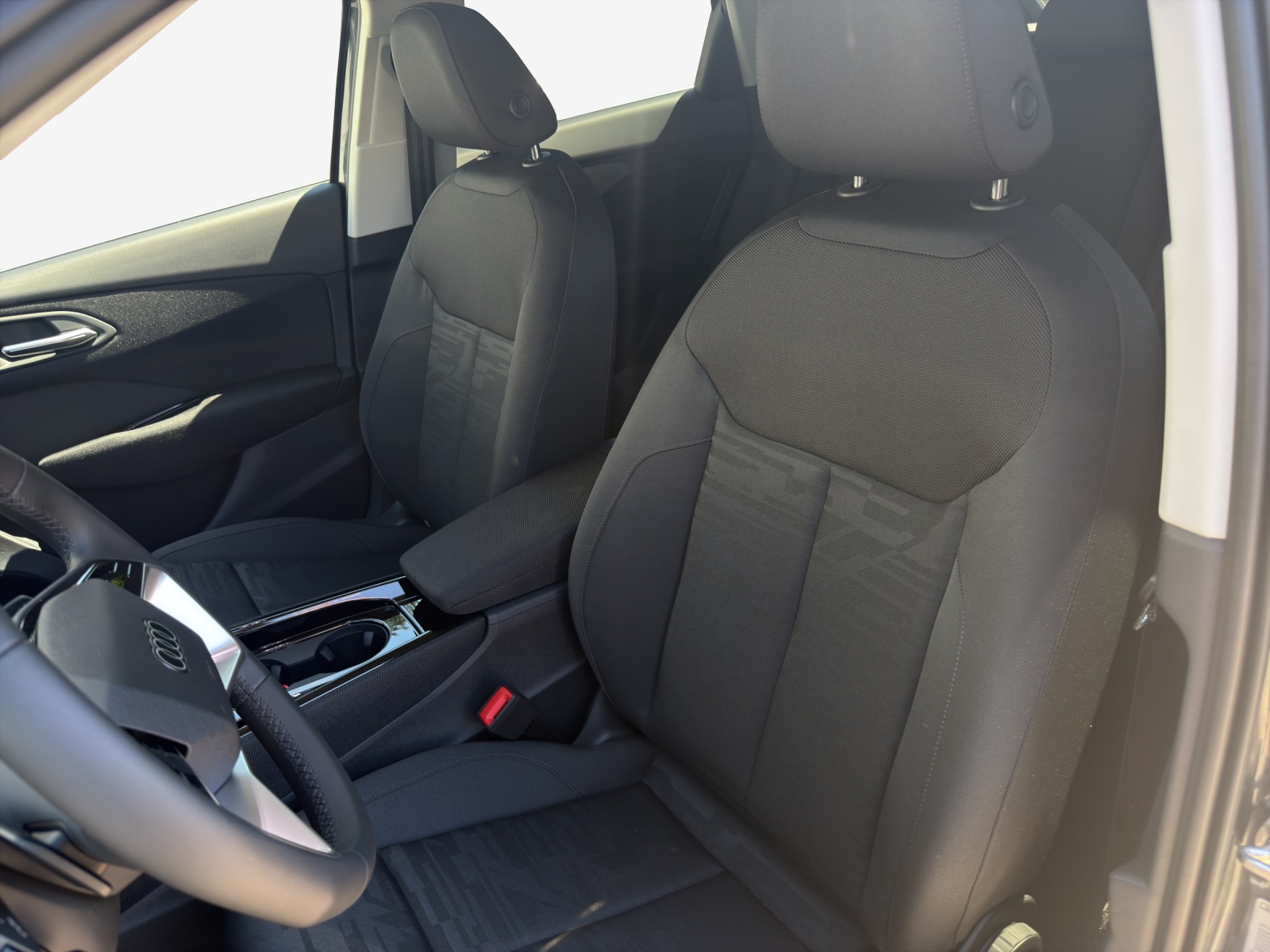 AUDI Q3 SUV 110 kW TFSI S tronic-image-14
