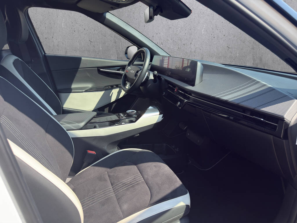 KIA EV6 77 kWh GT-Line 4x4-image-11