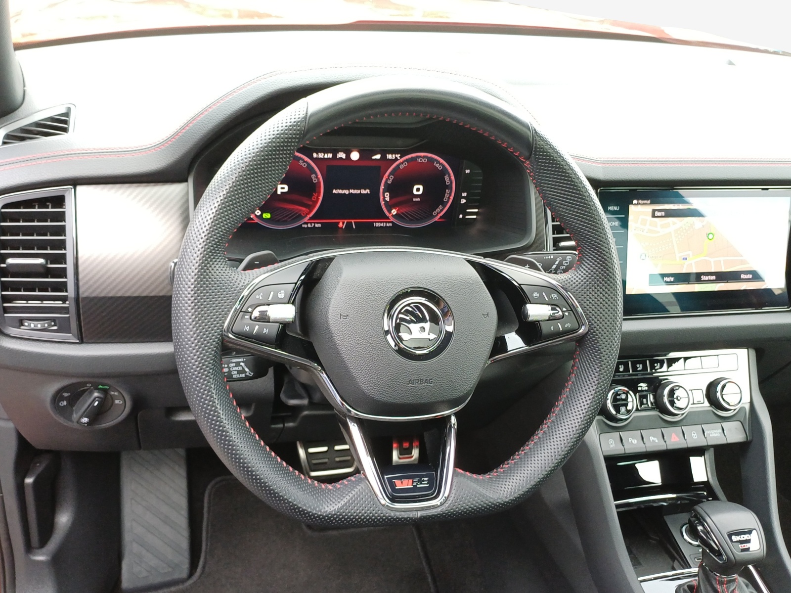 SKODA Kodiaq 2.0 TSI 4x4 RS-image-9