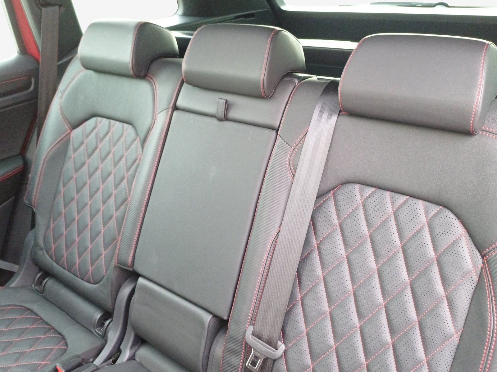 SKODA Kodiaq 2.0 TSI 4x4 RS-image-11