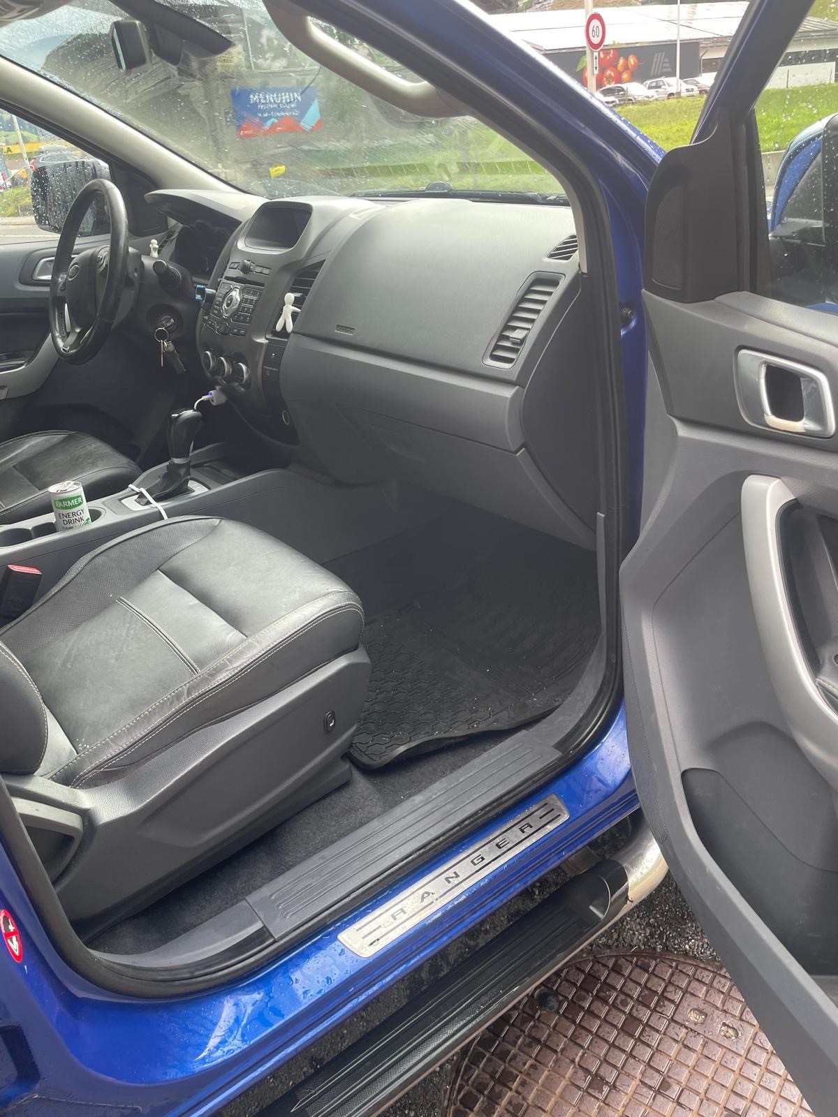 FORD Ranger Wildtrak 3.2 TDCi 4x4 A-image-3