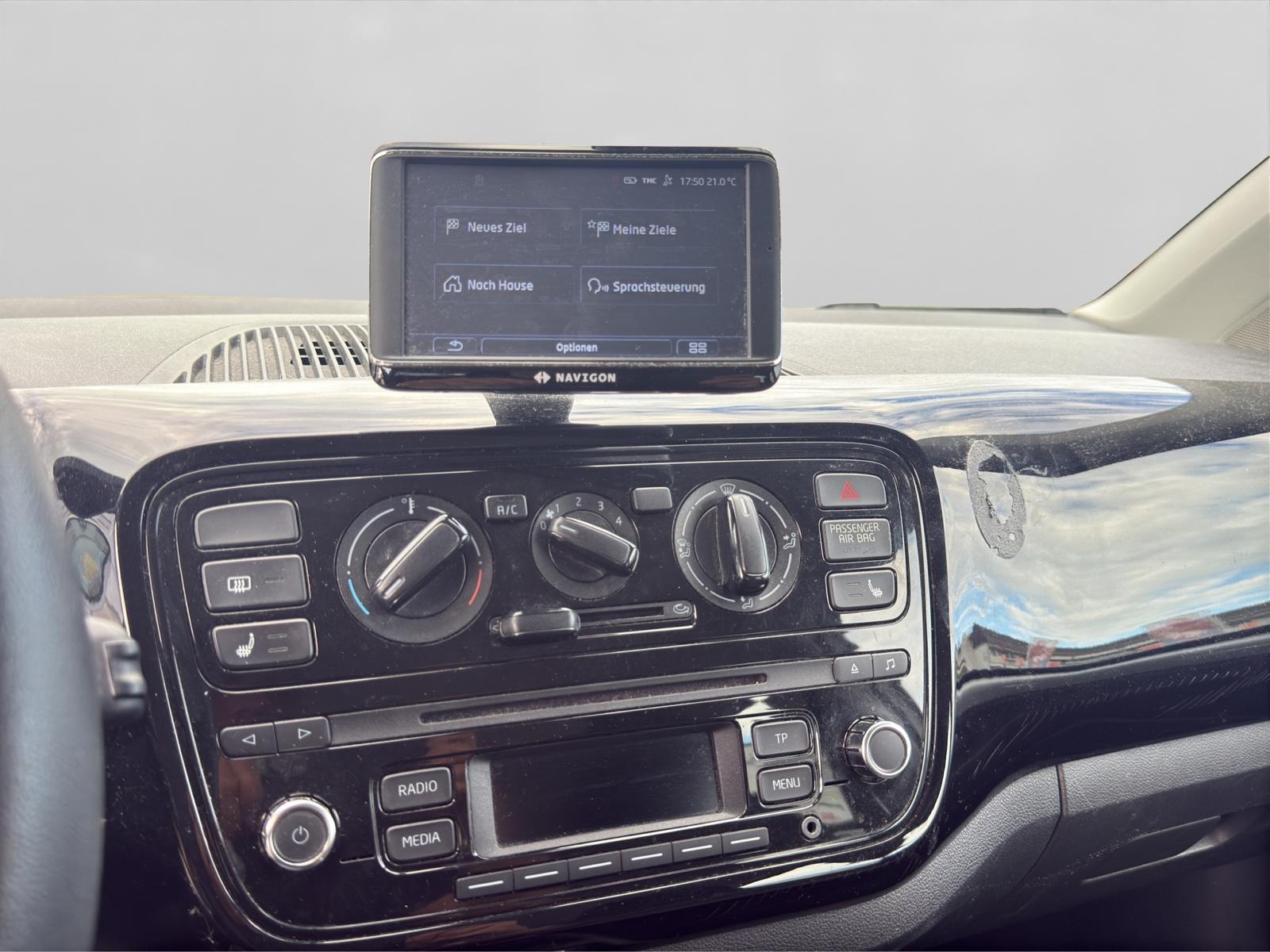 VW Up 1.0 Bergamont-image-11