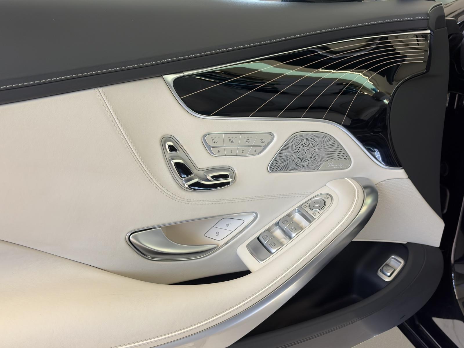 MERCEDES-BENZ S 63 V8 AMG 4matic+ Cabriolet-image-12