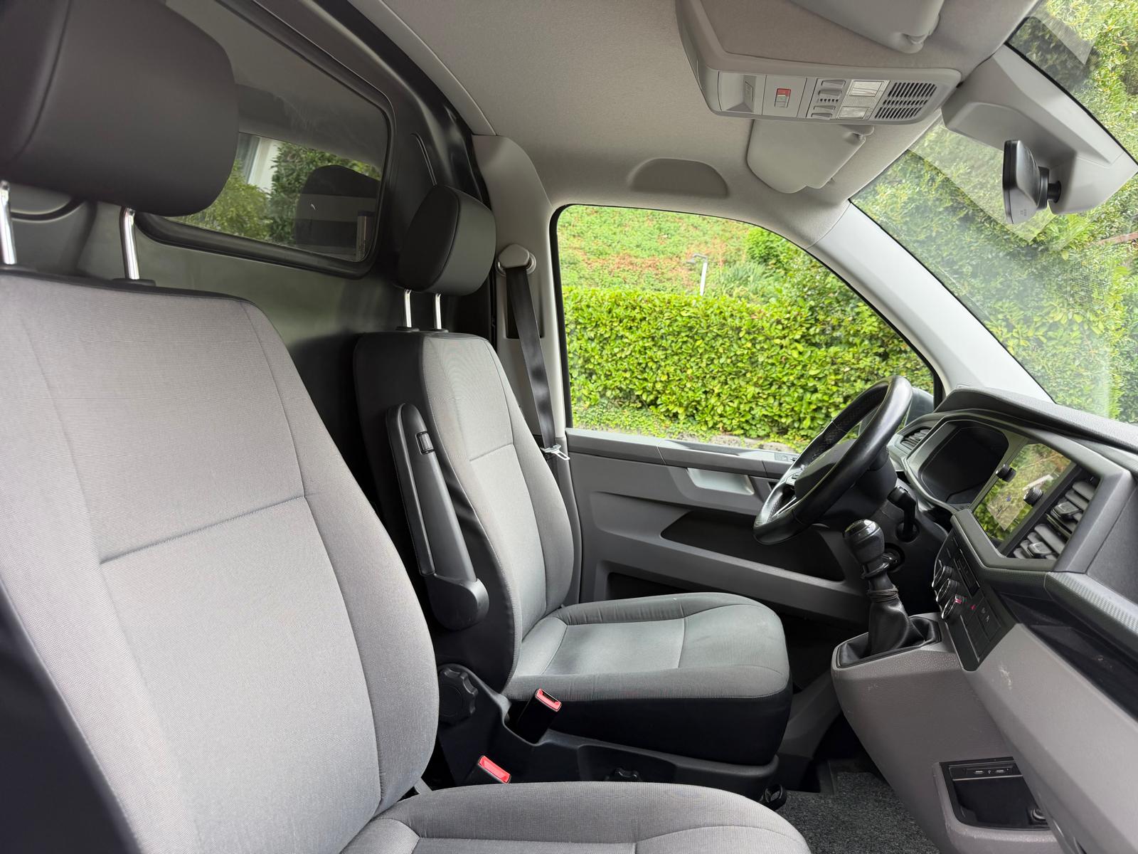 VW 2.0 TDI 110 Entry Langer Radstand (3400)-image-3