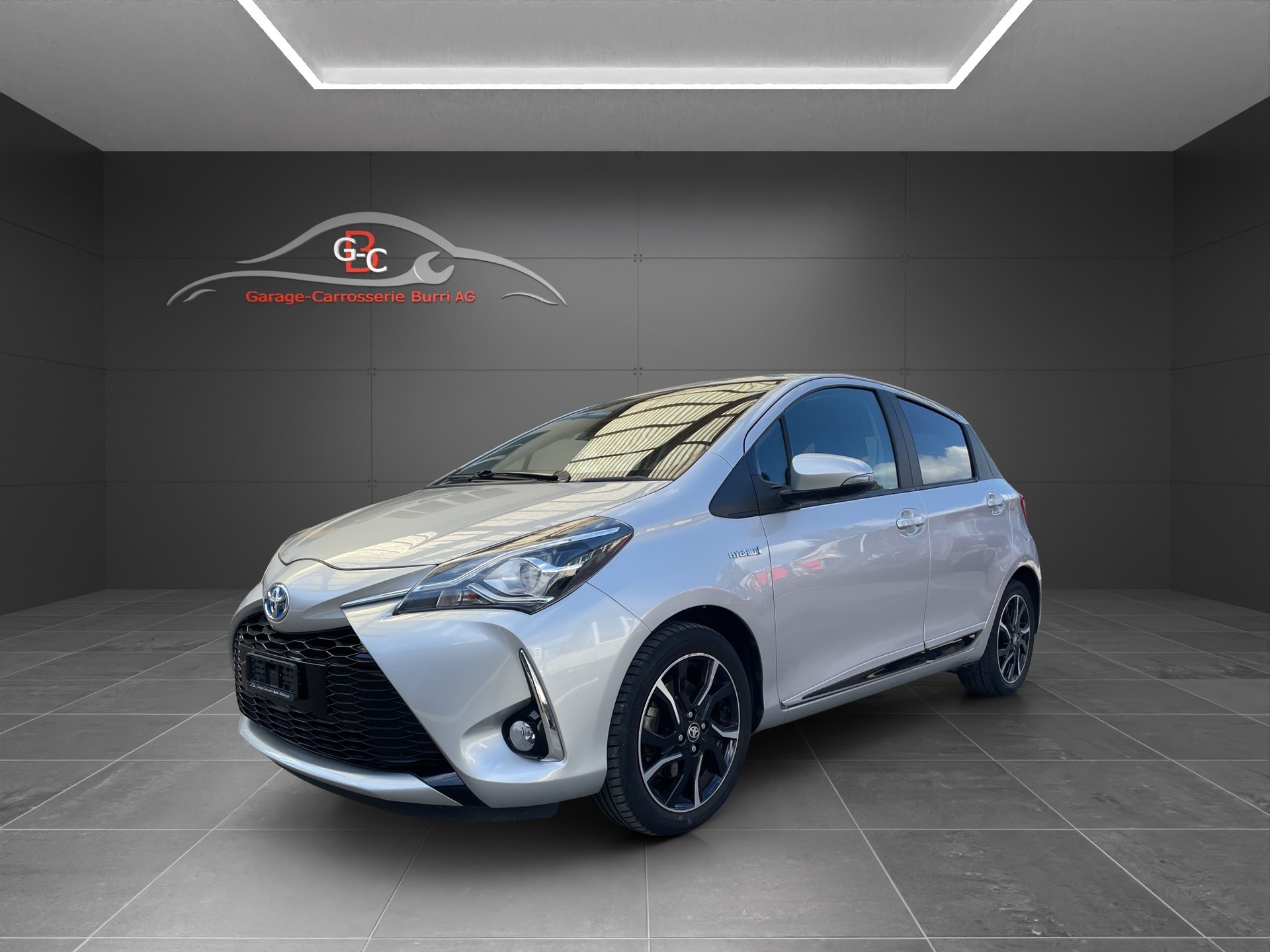 TOYOTA Yaris 1.5 VVT-i Hybrid Trend e-CVT-image-0