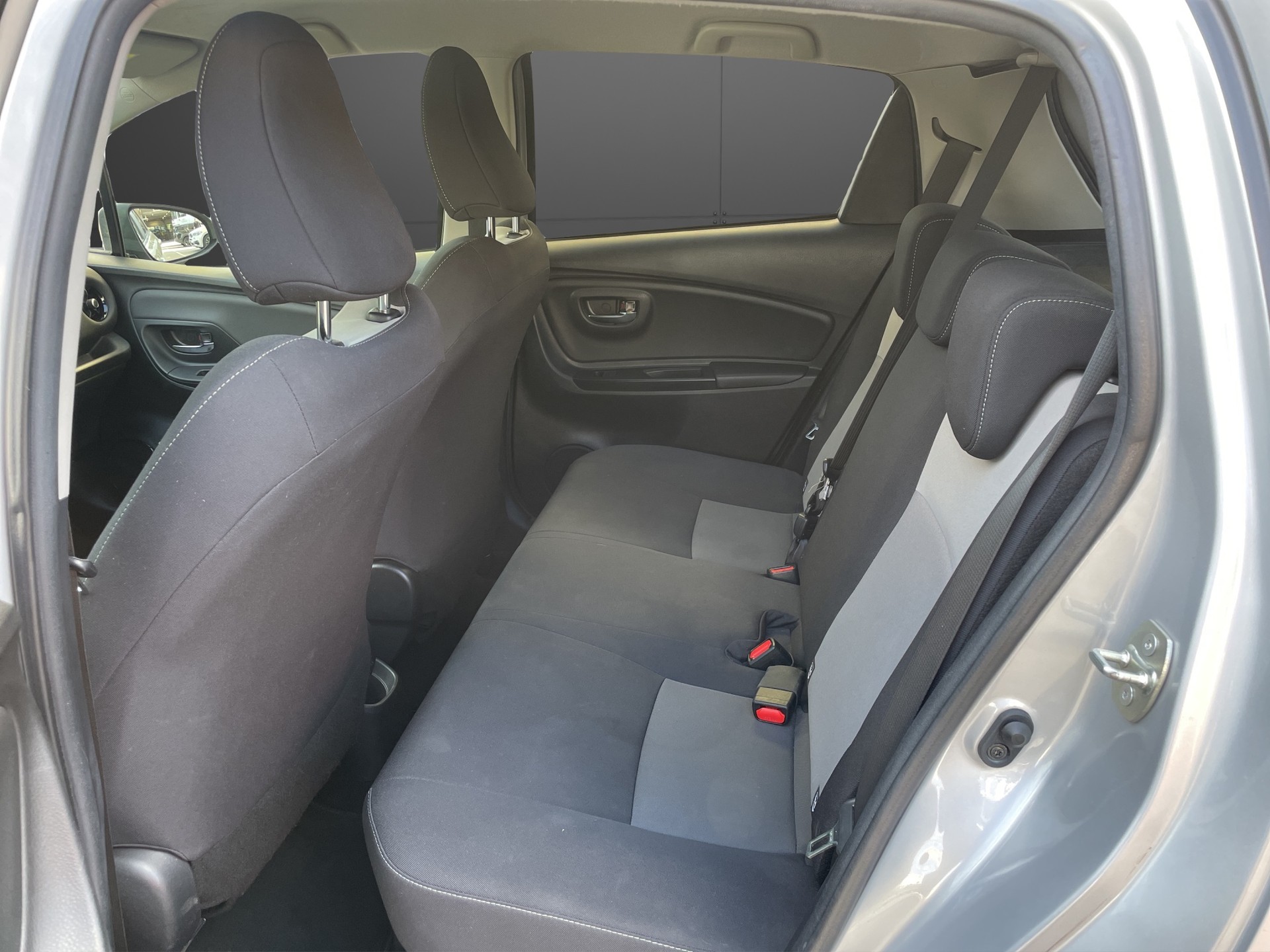 TOYOTA Yaris 1.5 VVT-i Hybrid Trend e-CVT-image-7