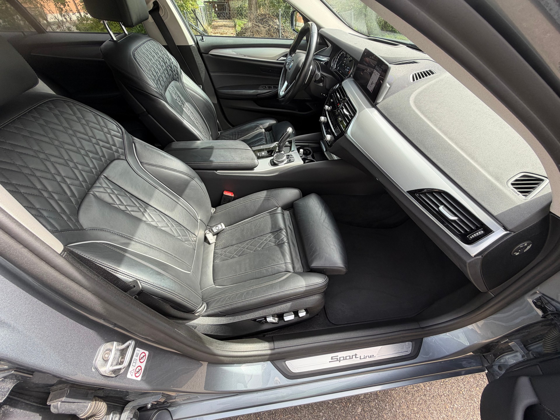BMW 530d xDrive Touring Sport Line Steptronic-image-9