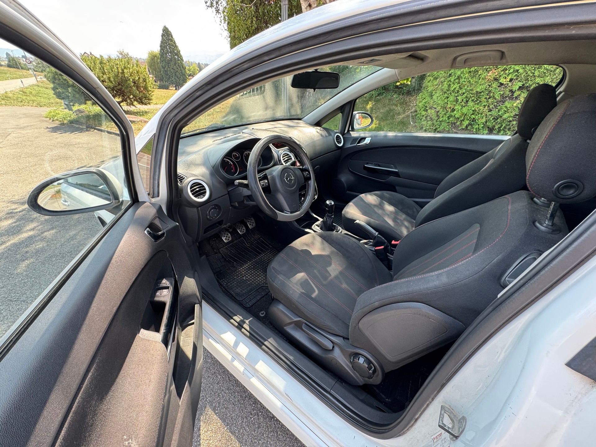 OPEL Corsa 1.4 TP Sport-image-7
