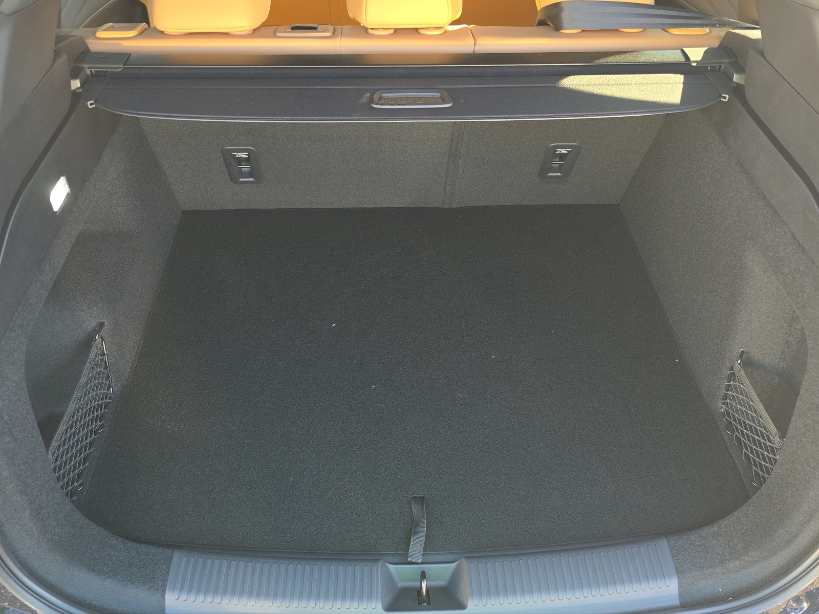MG HS 1.5 Vti-Tech Luxury-image-12