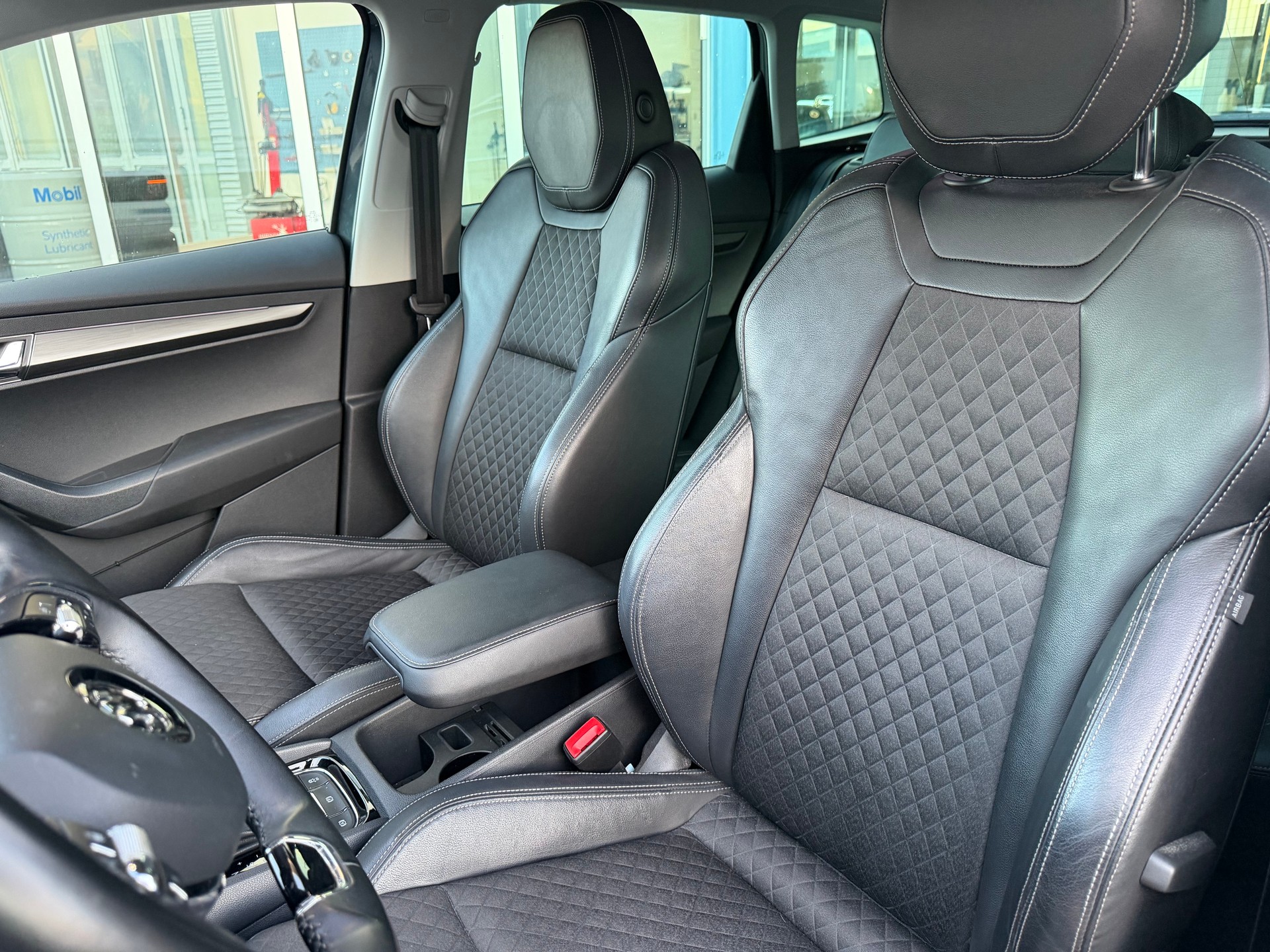 SKODA Karoq 1.5 TSI ACT Style DSG-image-7