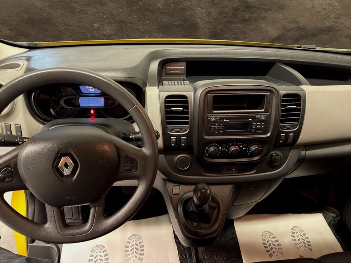 RENAULT Trafic ENERGY dCi 125 Grand Passenger Zen-image-3