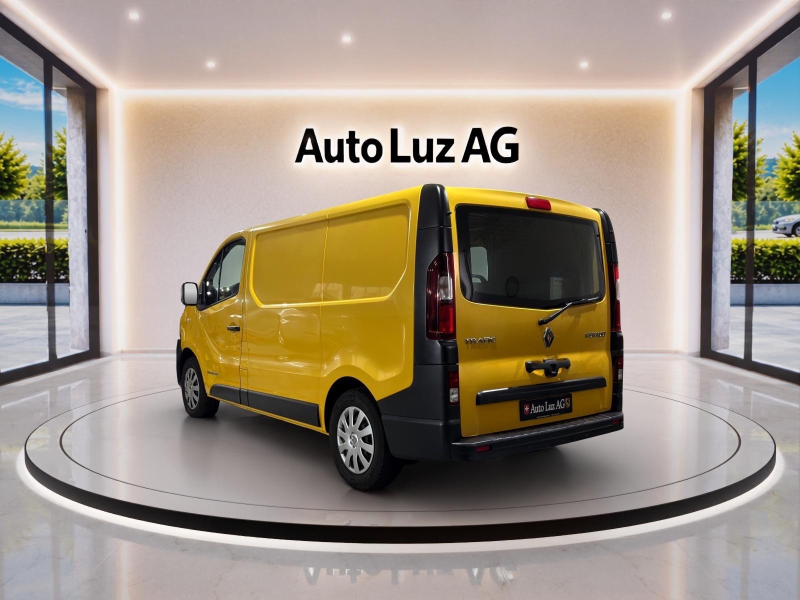 RENAULT Trafic ENERGY dCi 125 Grand Passenger Zen-image-5