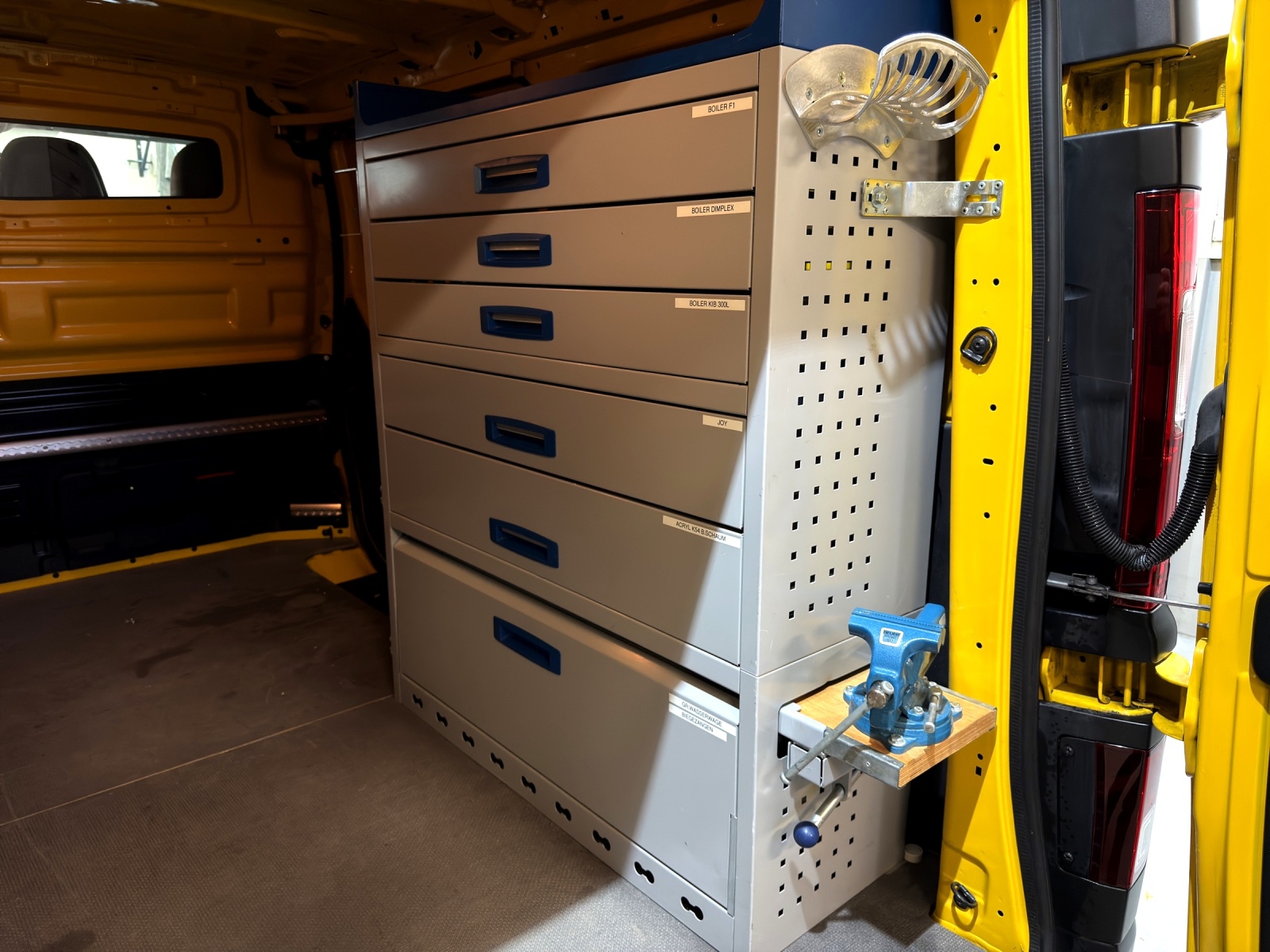 RENAULT Trafic ENERGY dCi 125 Grand Passenger Zen-image-10