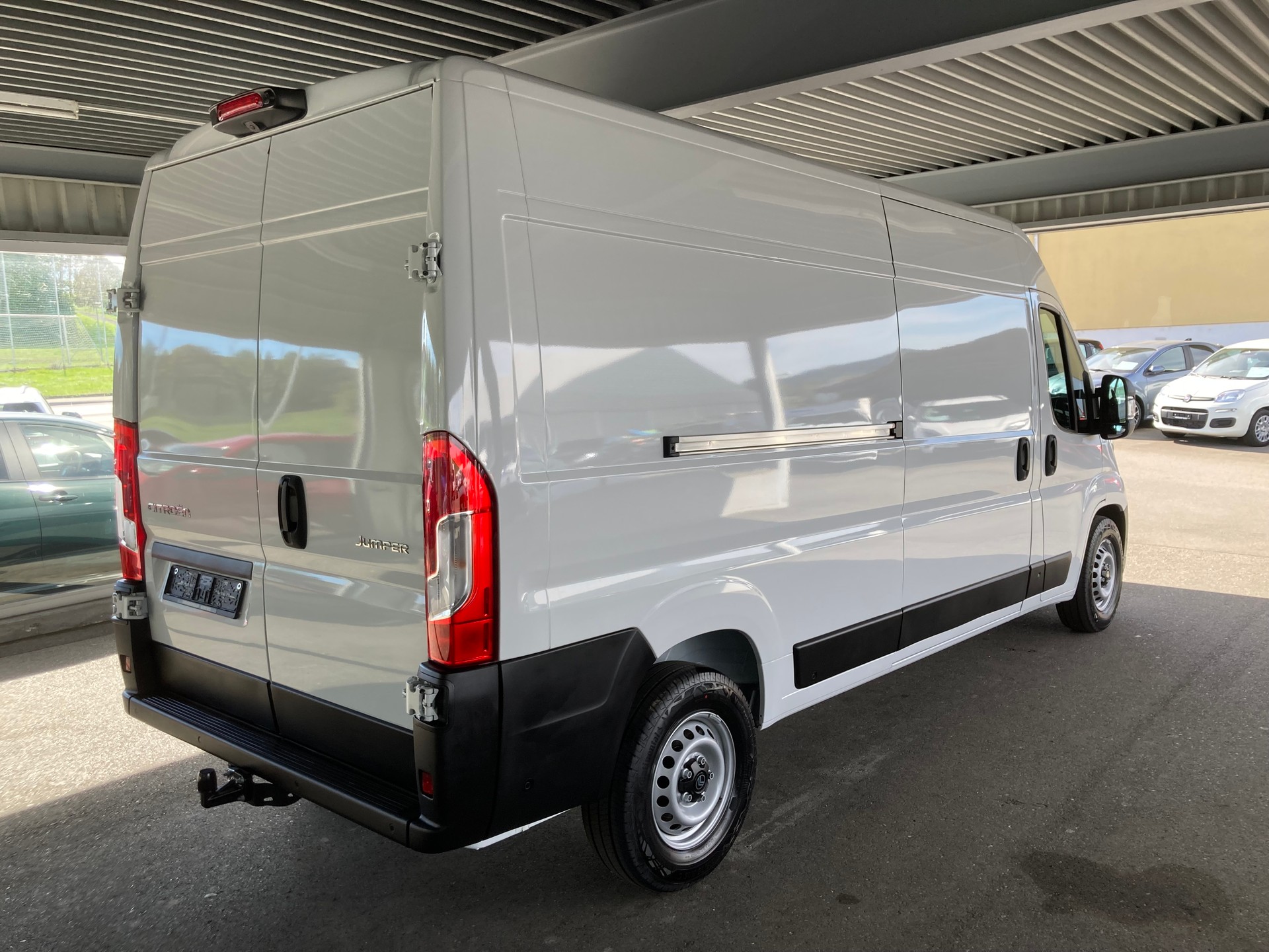 CITROEN Jumper 35+ 2.2 BlueHDi 180 L3H2 Automat Kasten-image-4