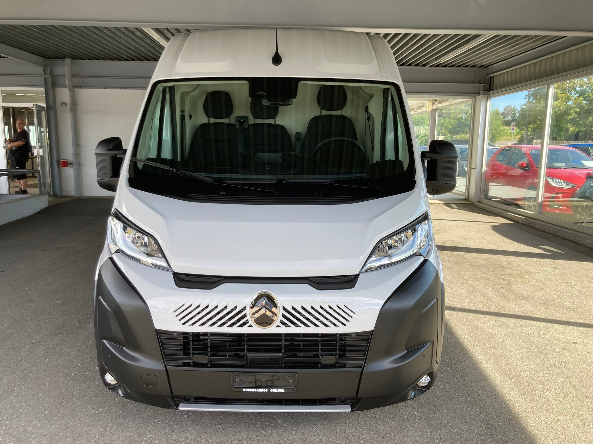 CITROEN Jumper 35+ 2.2 BlueHDi 180 L3H2 Automat Kasten-image-1