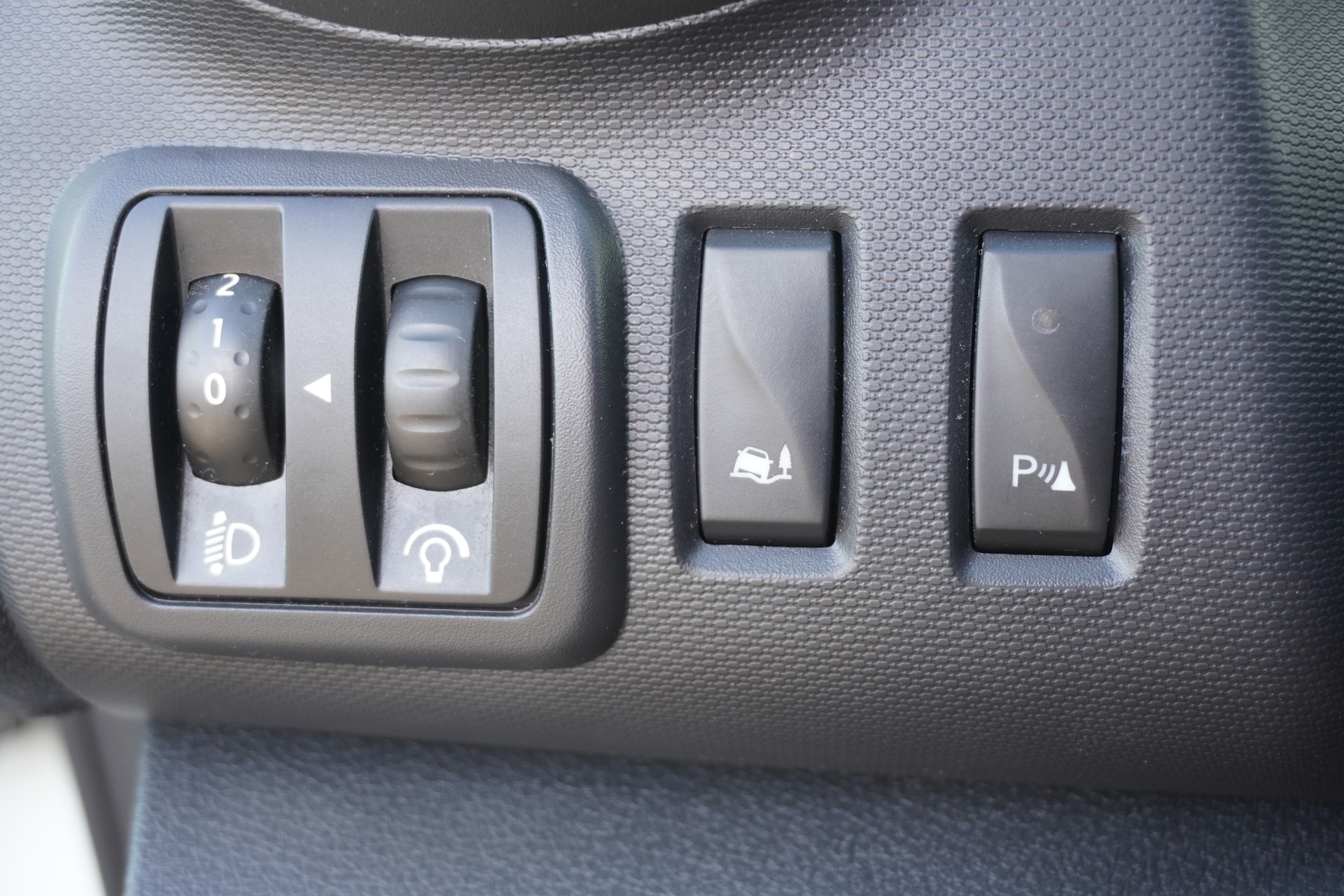 RENAULT Trafic 2.0 ENERGY dCi145 3.0t Business L2H2-image-27
