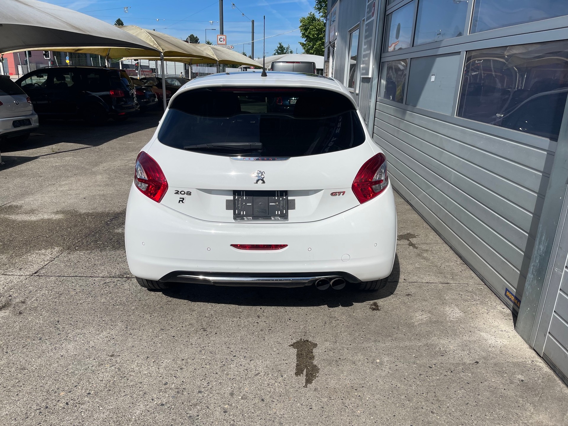 PEUGEOT 208 1.6 Turbo GTi-showroom-element-2
