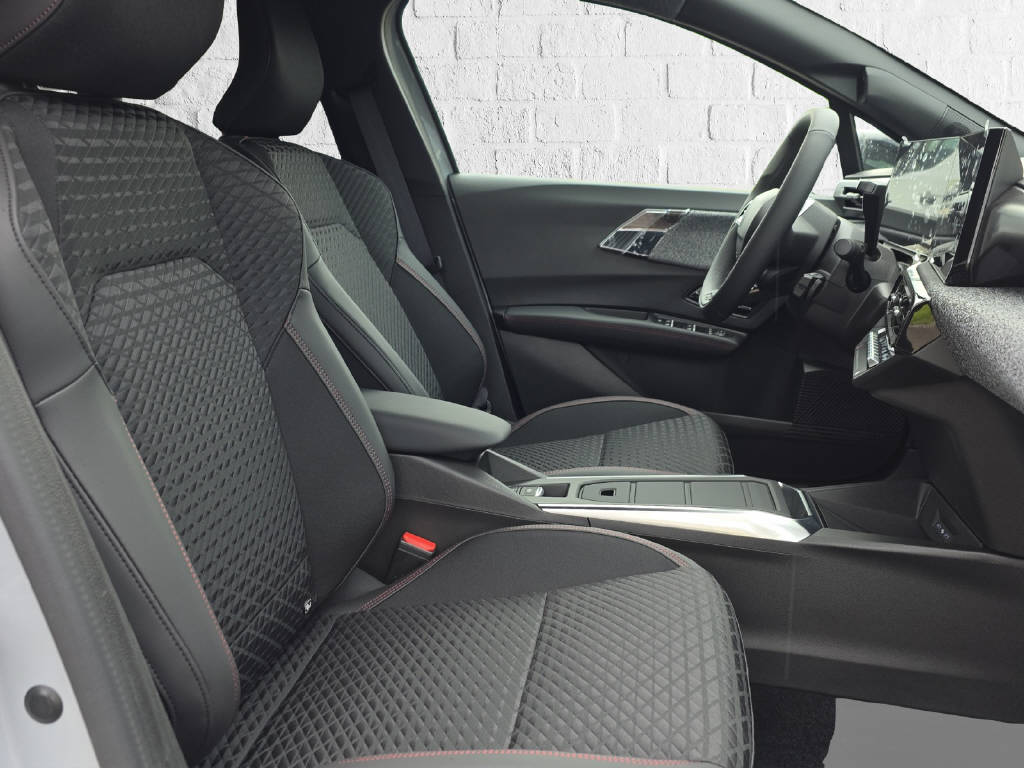 RENAULT Clio 1.8 E-Tech techno-image-10