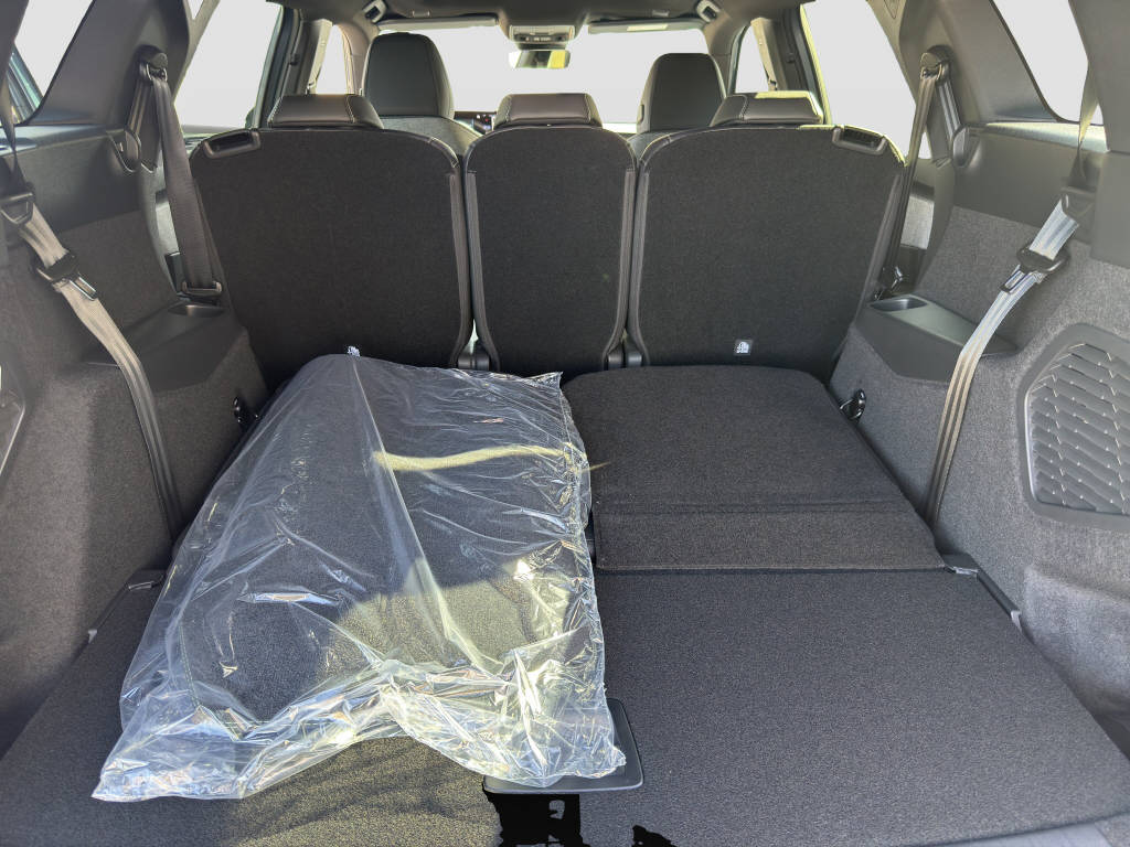 PEUGEOT 5008 1.2 Hybrid GT Exclusive-image-13