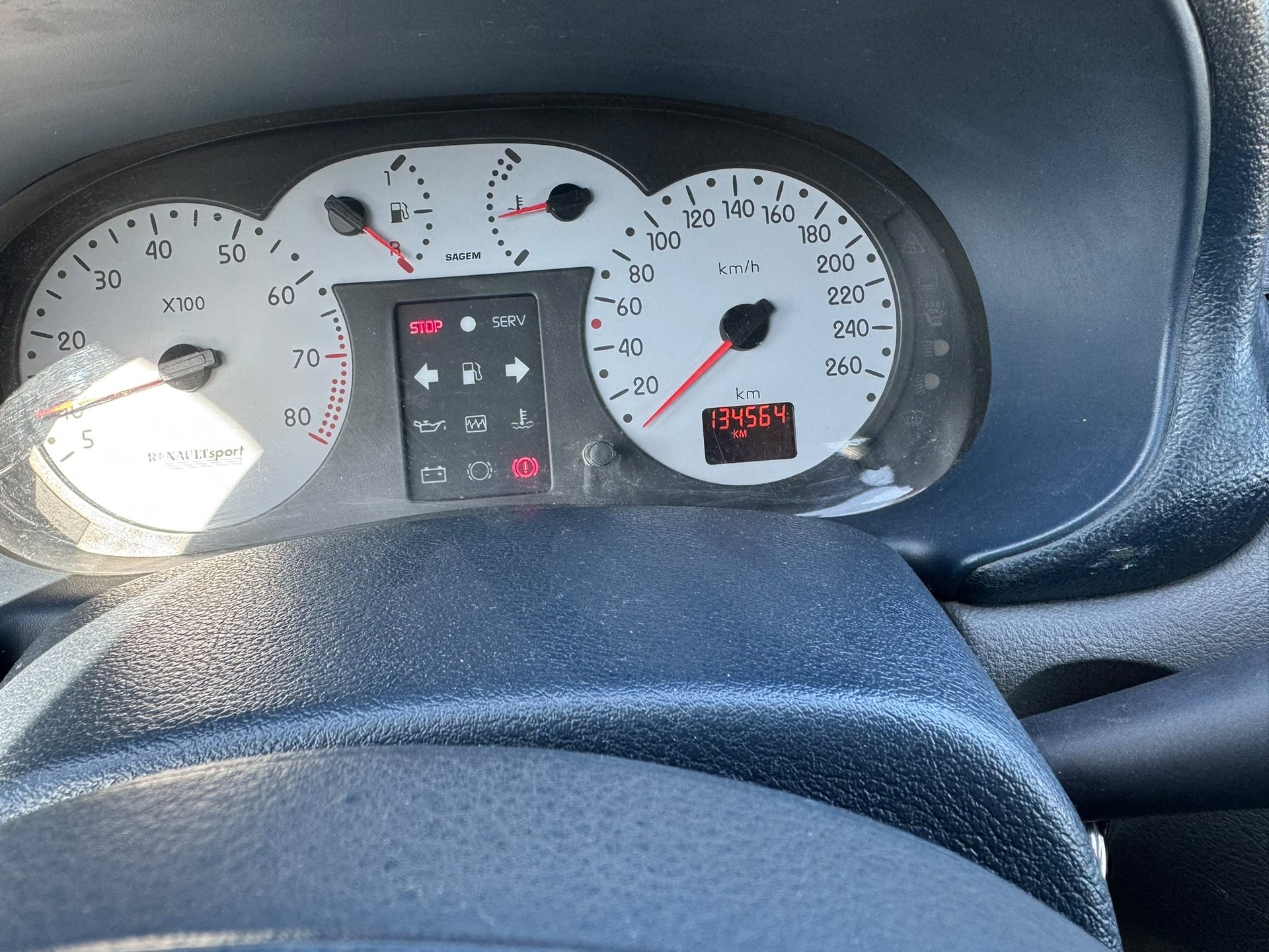 RENAULT Clio 2.0 16V Sport-image-8