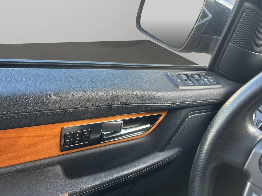 LAND ROVER Range Rover Sport 3.0 TDV6 SE Automatic-image-15